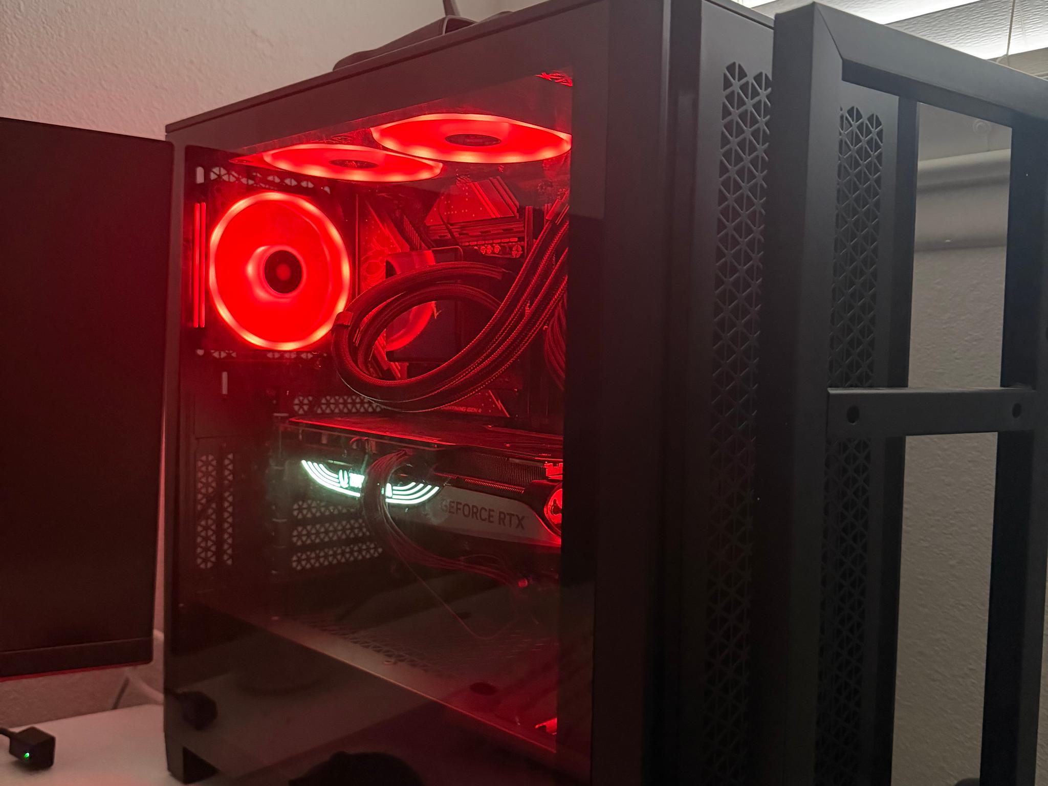 GeForce RTX 4070 Ti OC Custom Gaming PC - Core i7-14700KF, 2TB NVMe SSD