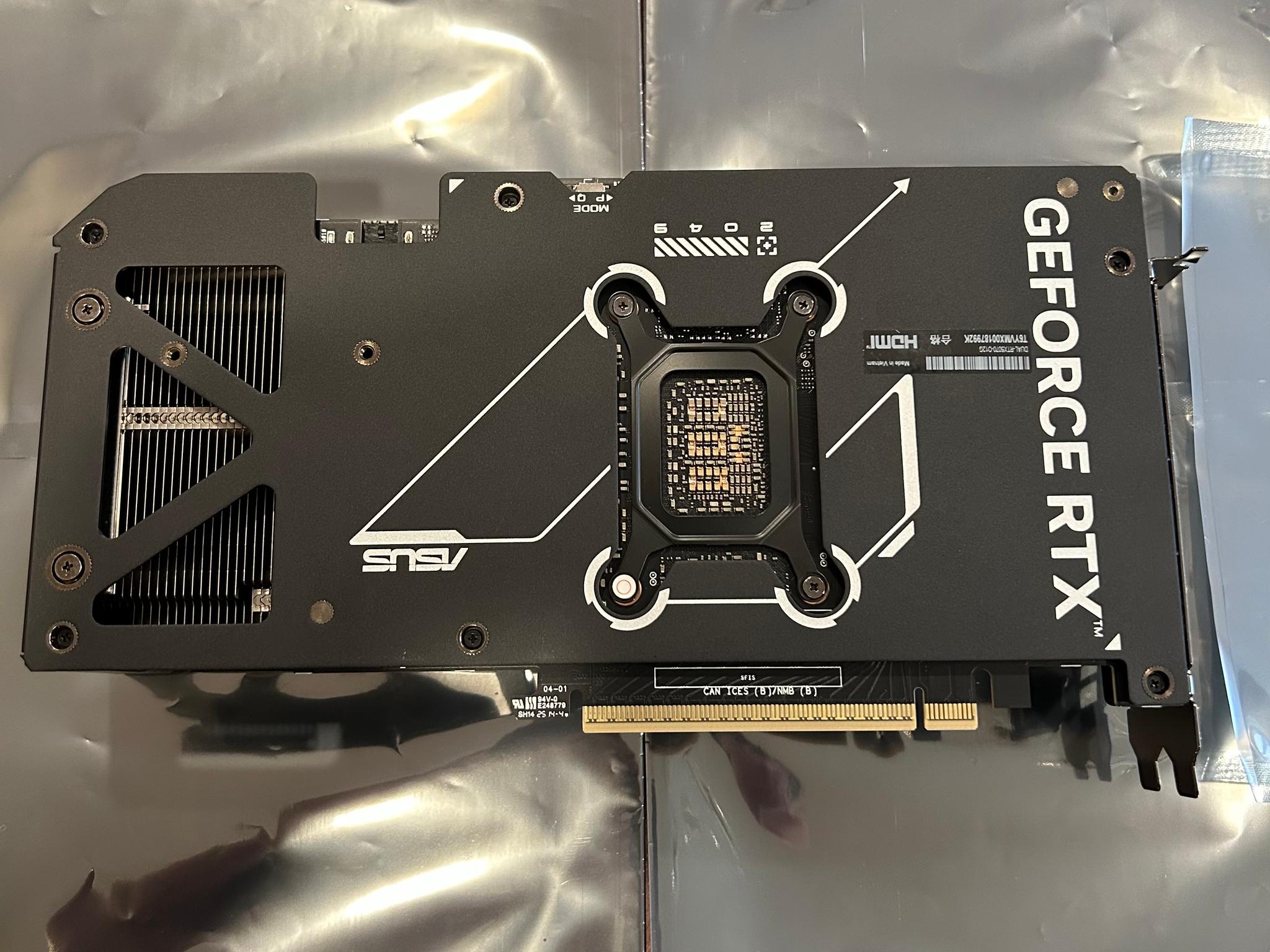 ASUS GeForce RTX 5070 OC Edition 12GB