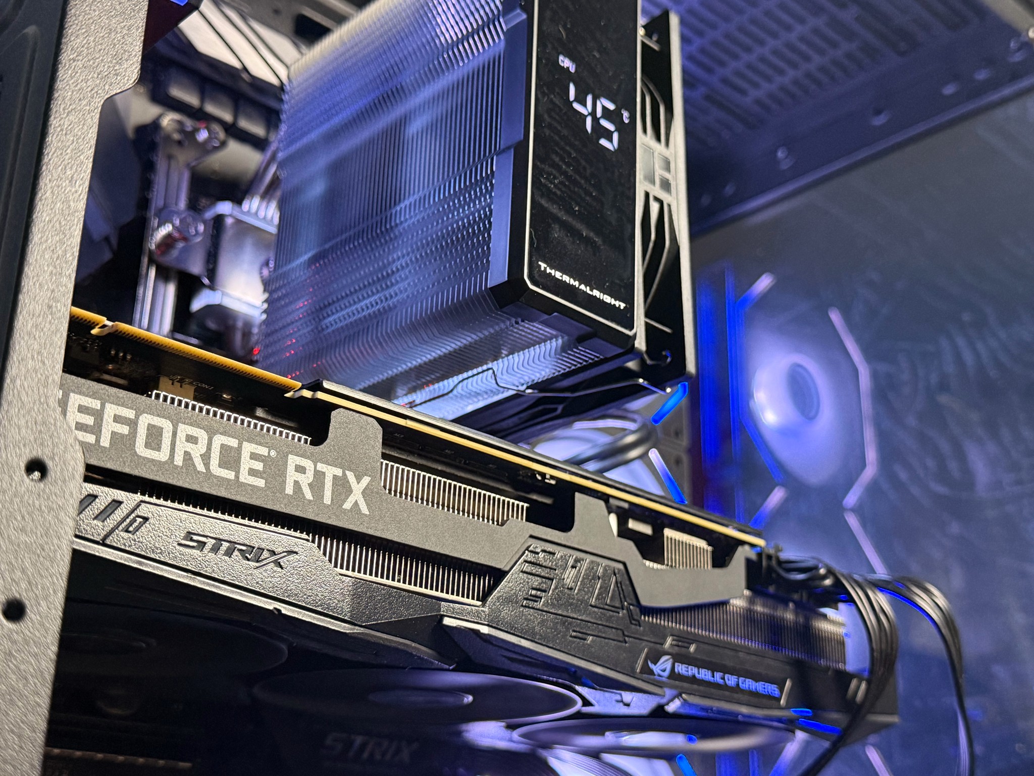 Ryzen 7 3700x + 2080 ti Gaming PC