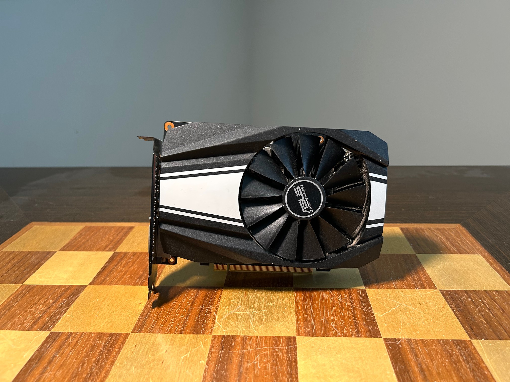 Asus GTX 1650 Super - Great for SFF PCs!