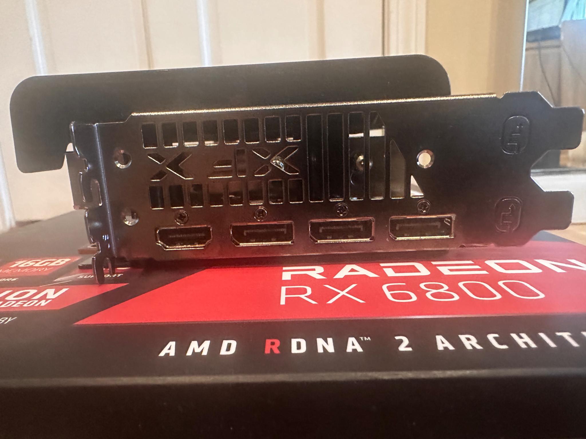 RX 6800 - XFX SWFT319 Speedster 16GB