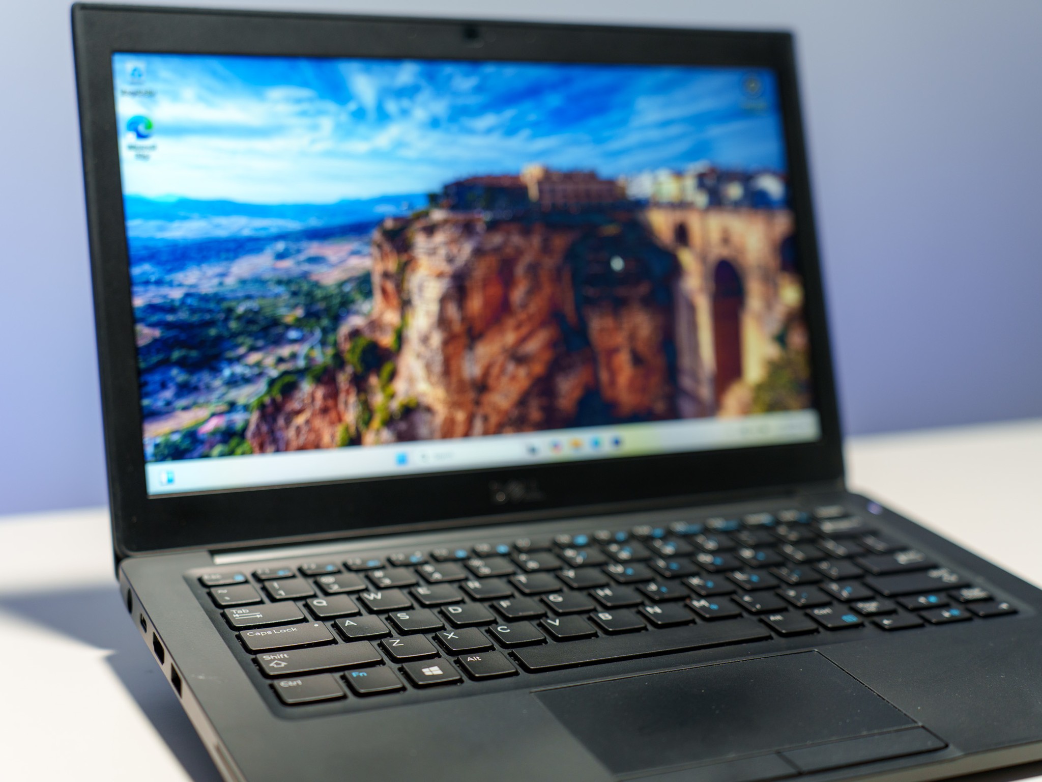 Dell Latitude 7290