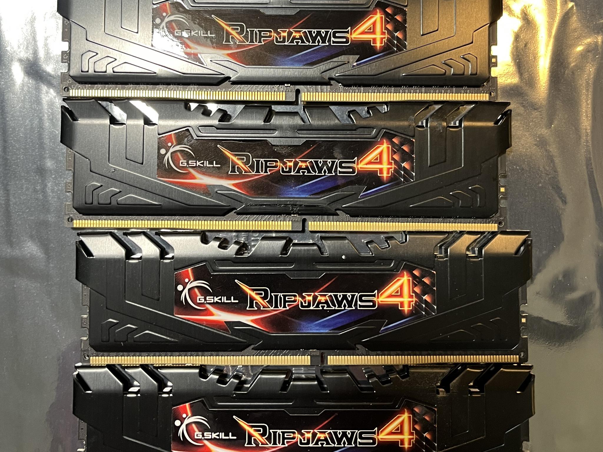 Ripjaws 32GB Kit (4X8GB) PC4-22400 DDR4-2800MHz Desktop RAM F4-2800C16Q-32GRK