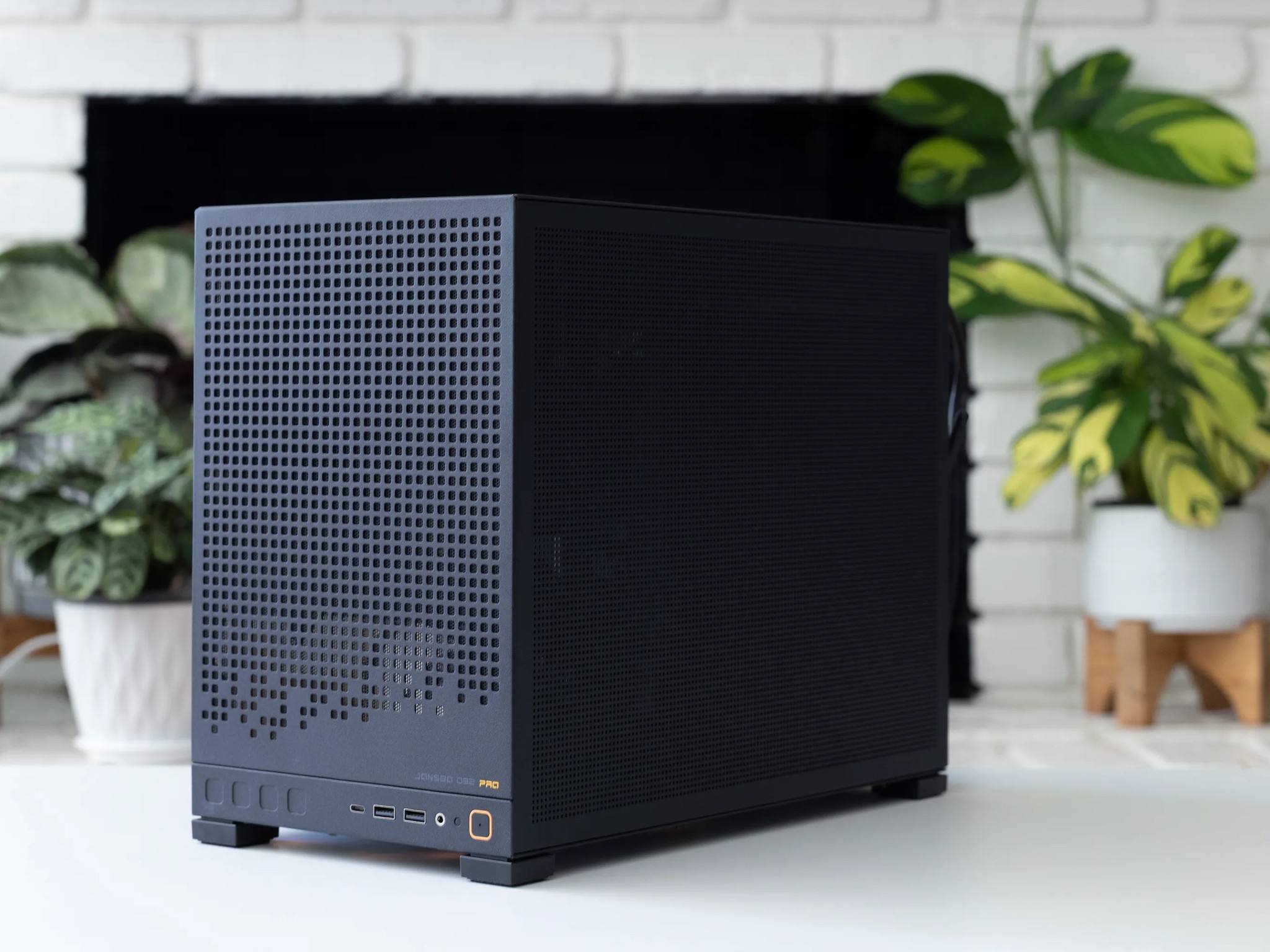 RTX 3070, i5 12600KF, 32GB RAM, 1TB NVME, WiFi, Compact 1440P Gaming PC