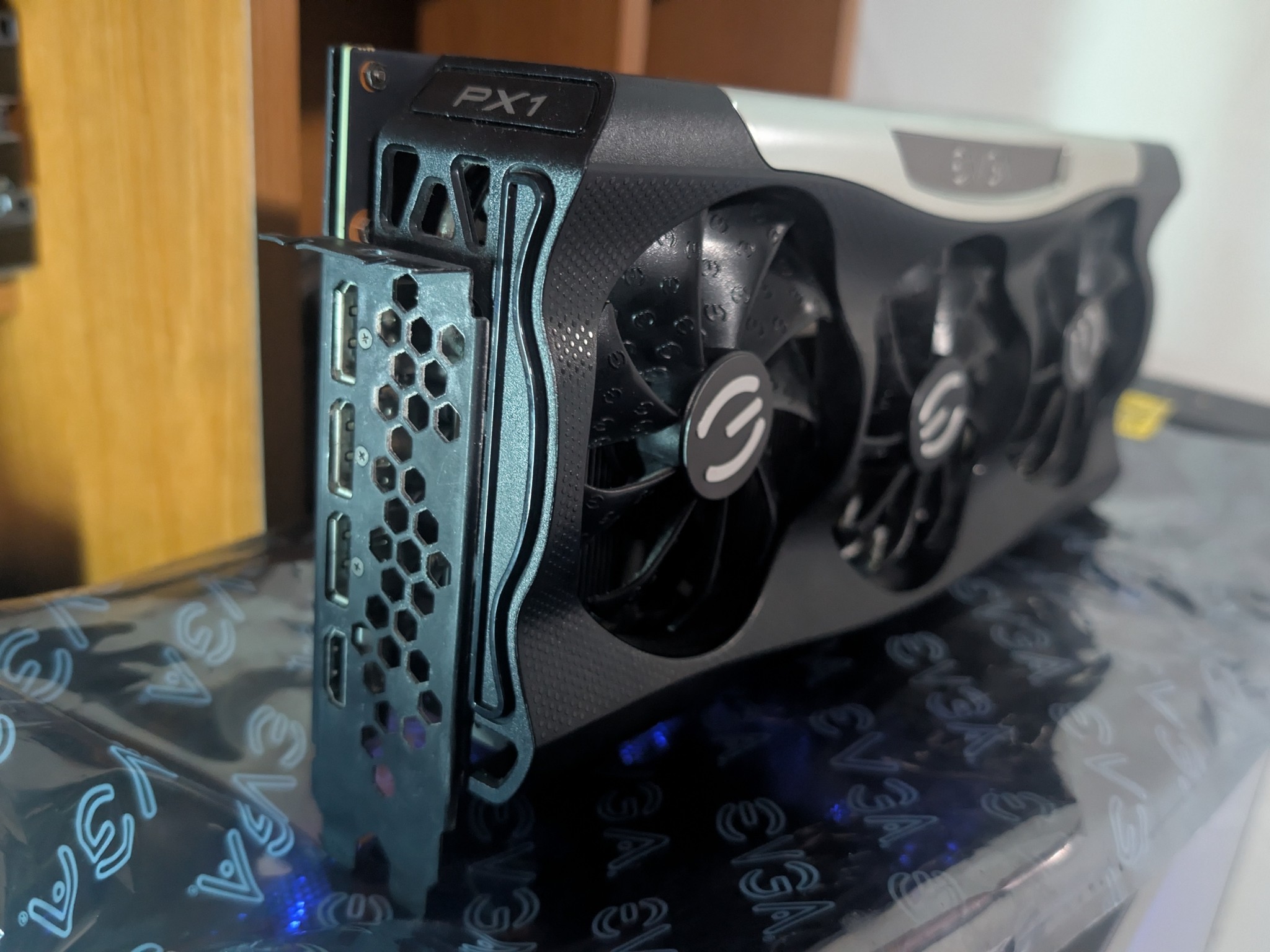 EVGA FTW3 Ultra RTX 3080 12gb