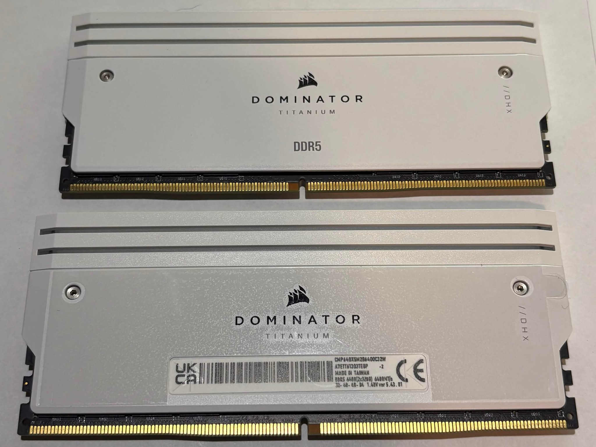Corsair Dominator Titanium DDR5 32GB DDR5-6400 (2x32GB)