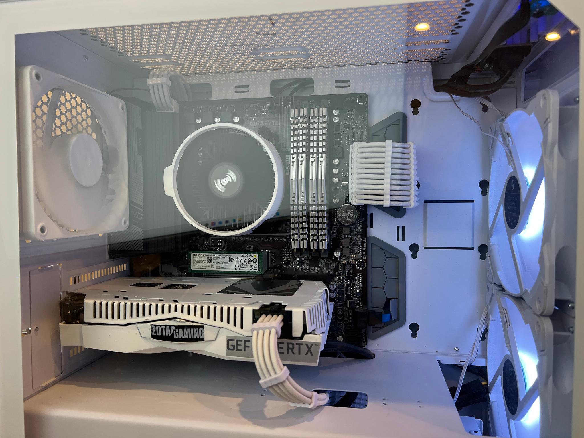 ⚪RTX 2060 Super❄️ | Ryzen 5 5500 | 16gb RAM | 750gb Storage | WIFI | Win 11 | 1080p budget PC