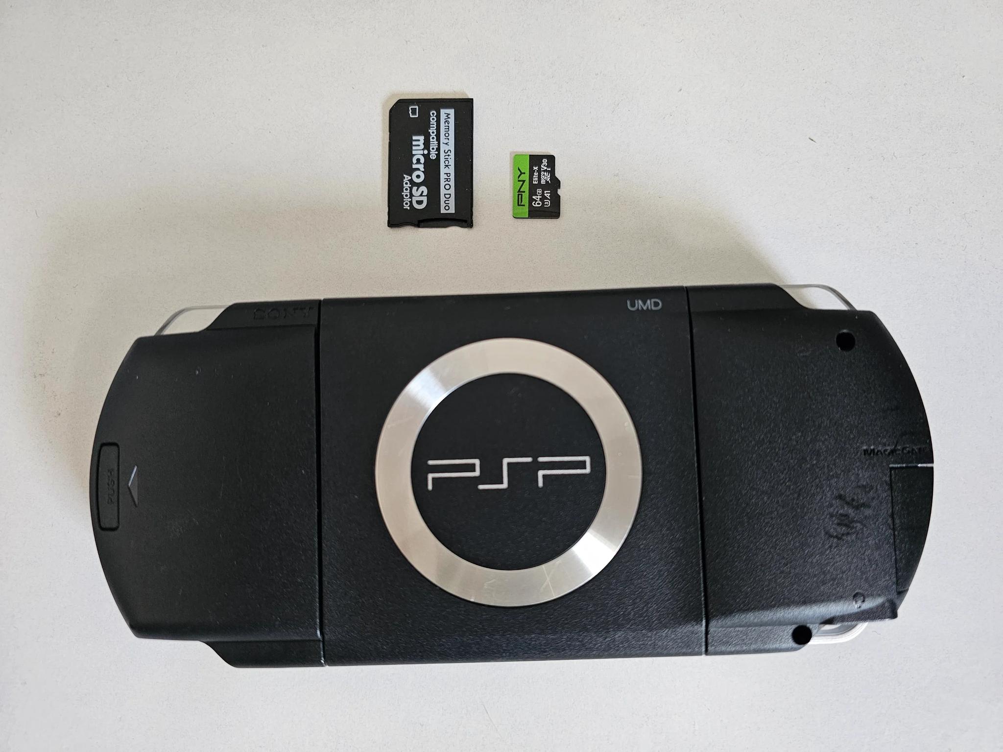 Sony PSP 1000 - CFW 40+ Games