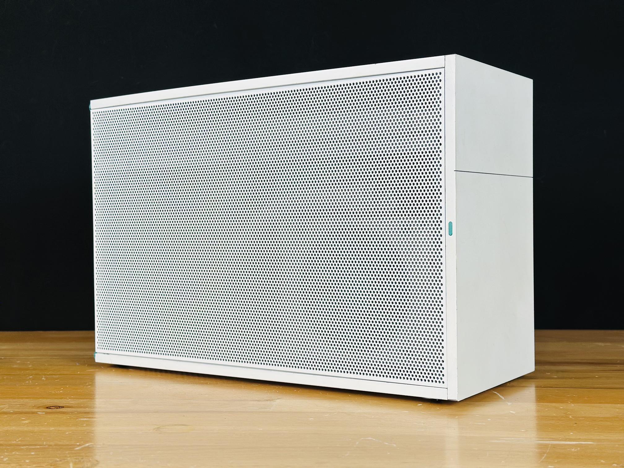 “Zephyr” | ITX Competition Loop | 1 of 1
