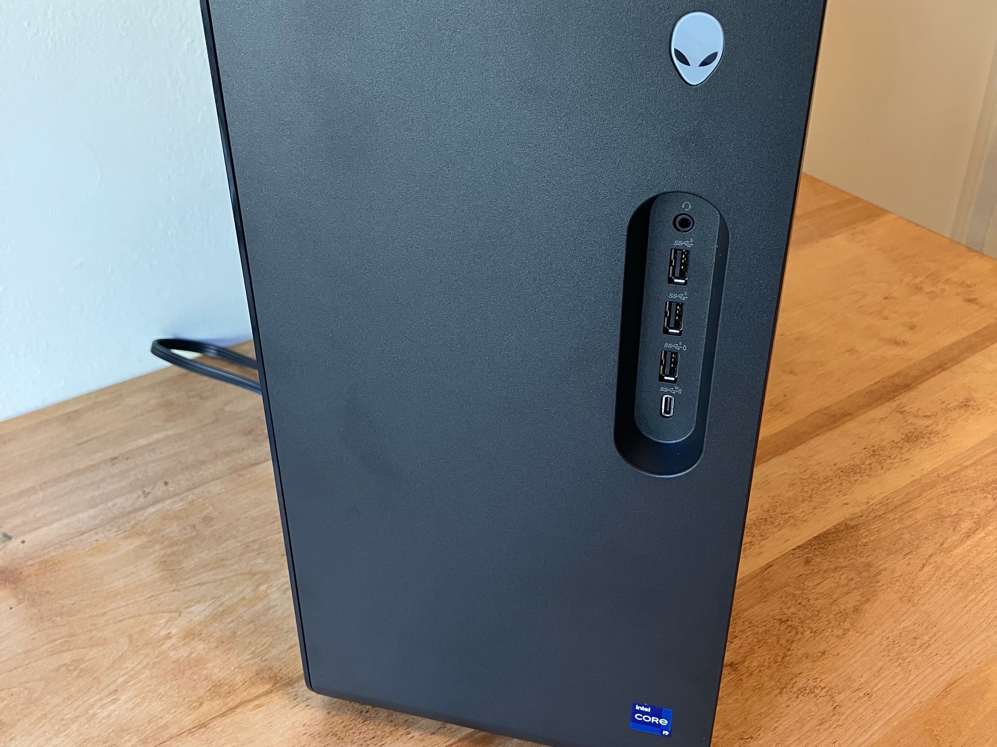 Alienware R16 *like new* | 4070 Ti Super 16 GB | Intel i9 14900KF | 32 GB DDR5 | 2 TB NVMe