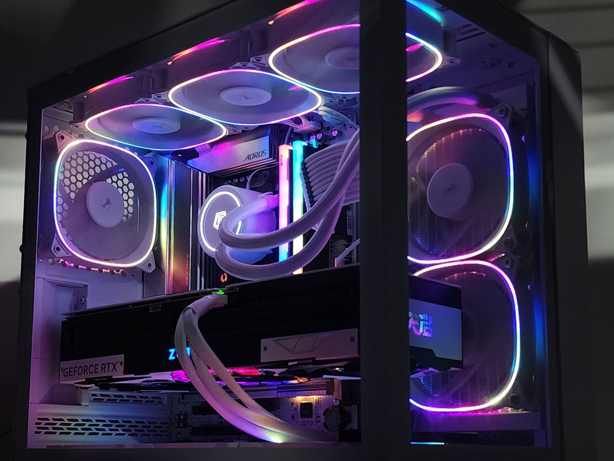 Gaming PC Ryzen 7 7800X3D 32GB RAM 1TB SSD RTX 5070 12GB Windows 11 Computer