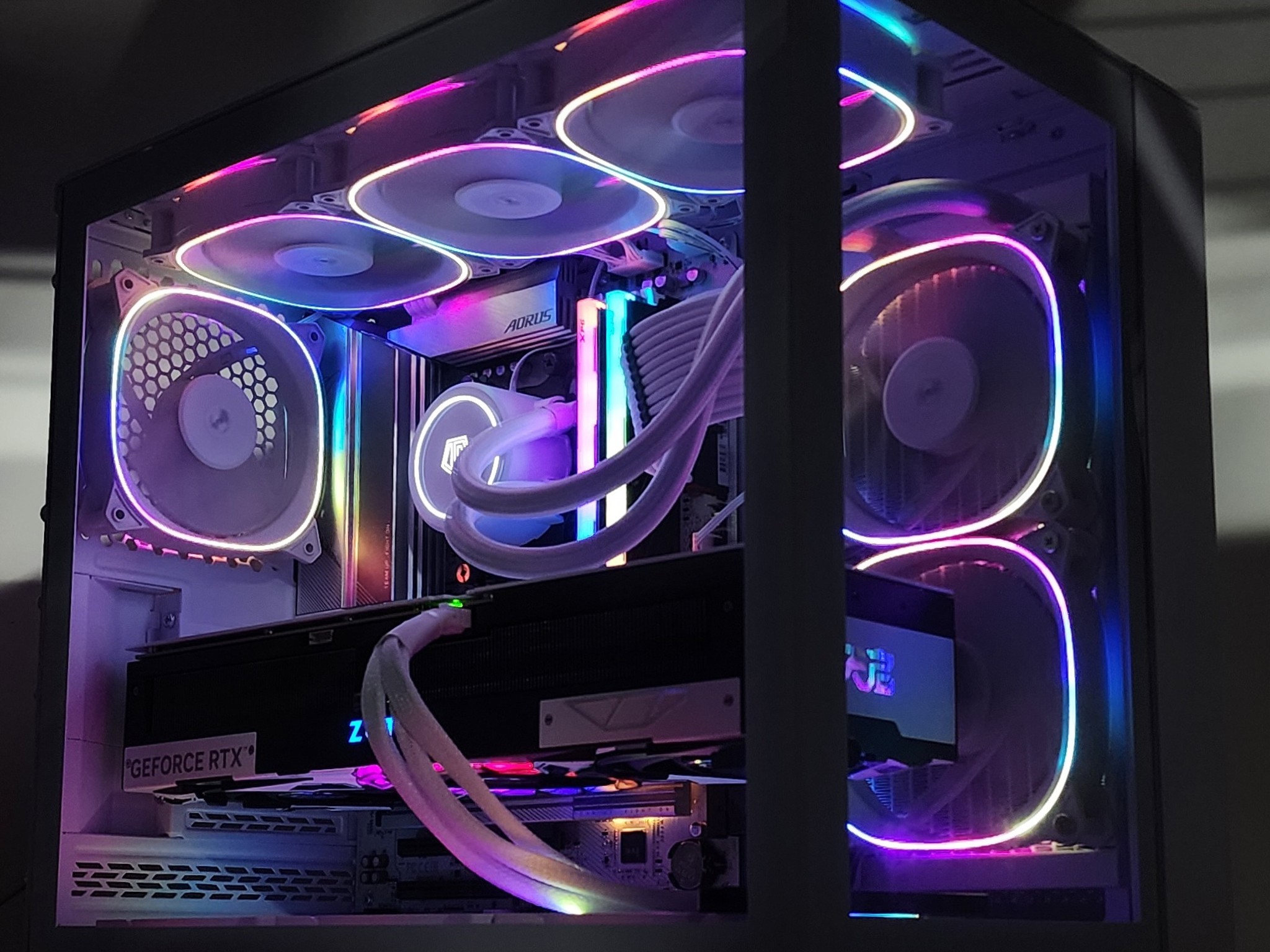 Gaming PC Ryzen 7 7800X3D 32GB RAM 1TB SSD RTX 5070 12GB Windows 11 Computer