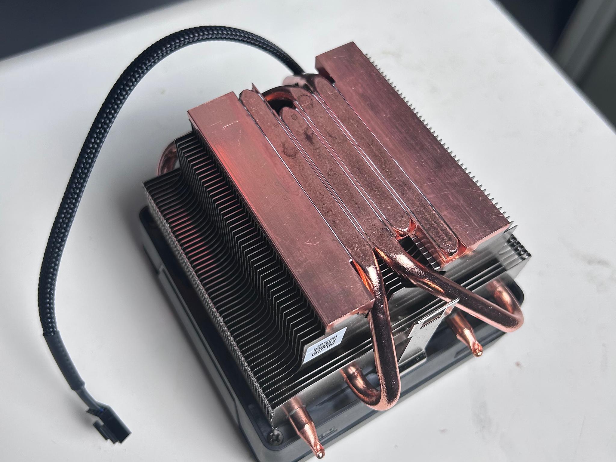 AMD Wraith Prism LED RGB Cooler Fan 
