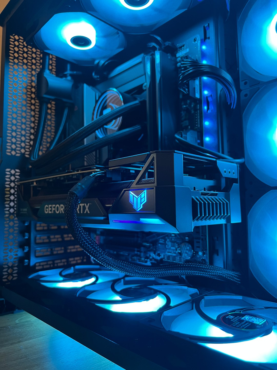 RTX 4070 ti | i7-12700k | 32gb ddr5 | 1tb gen4 m.2 | Gaming PC | Jawa