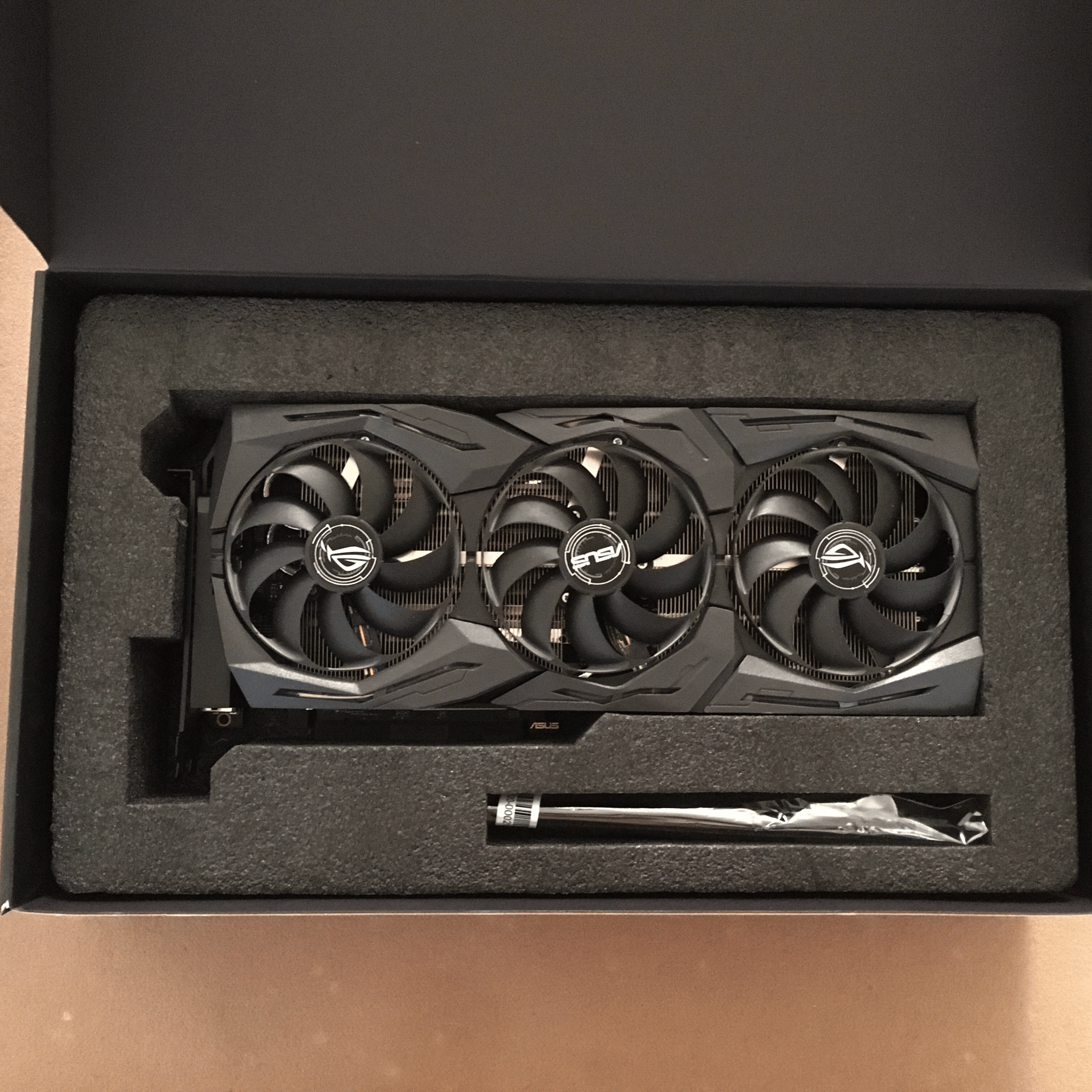 *USED* ROG Strix RX 5600 XT TOP Edition 