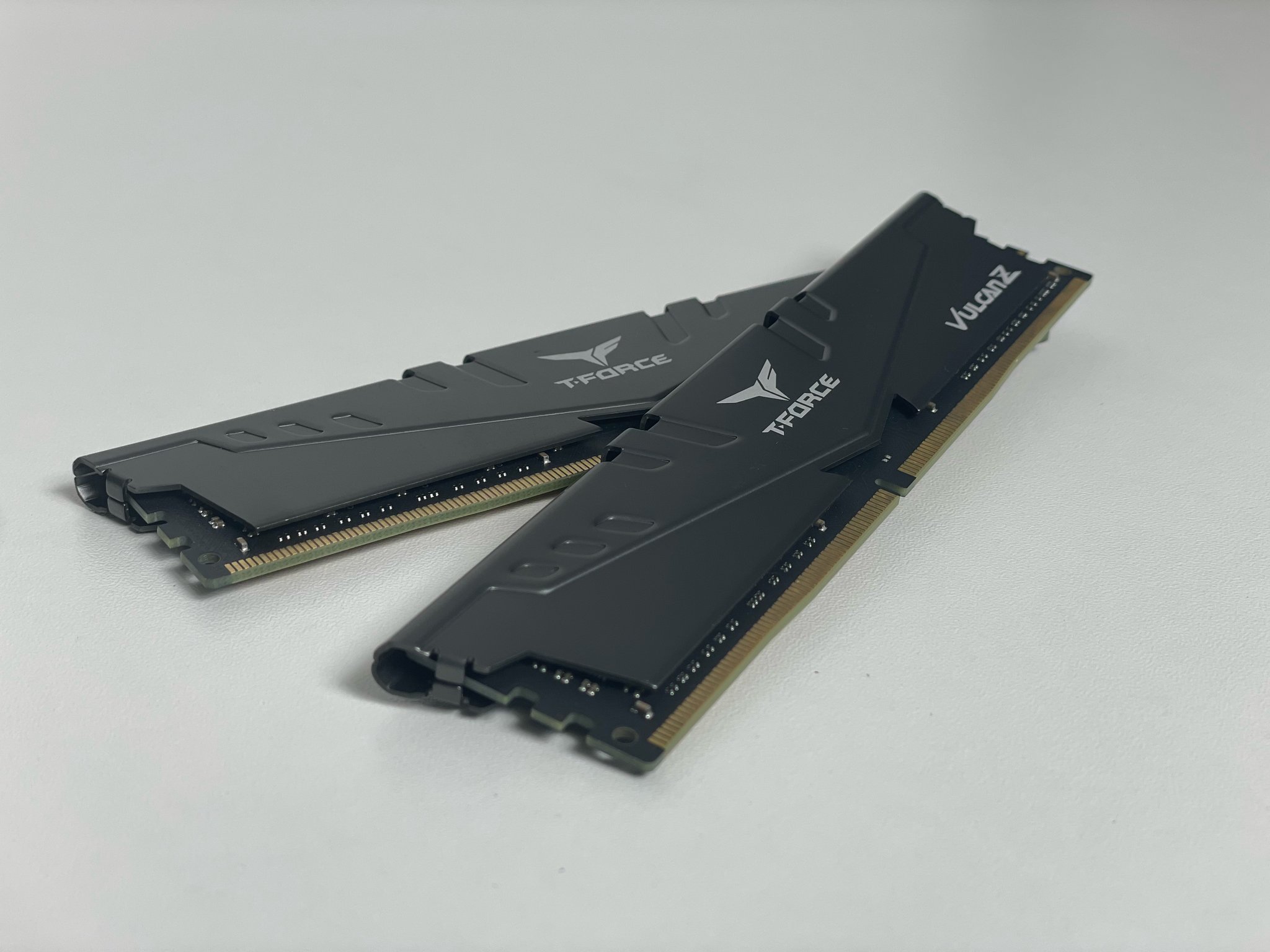 💾 Team T-Force Vulcan Z 32GB (2x16GB) DDR4 3200MHz CL16 RAM Kit