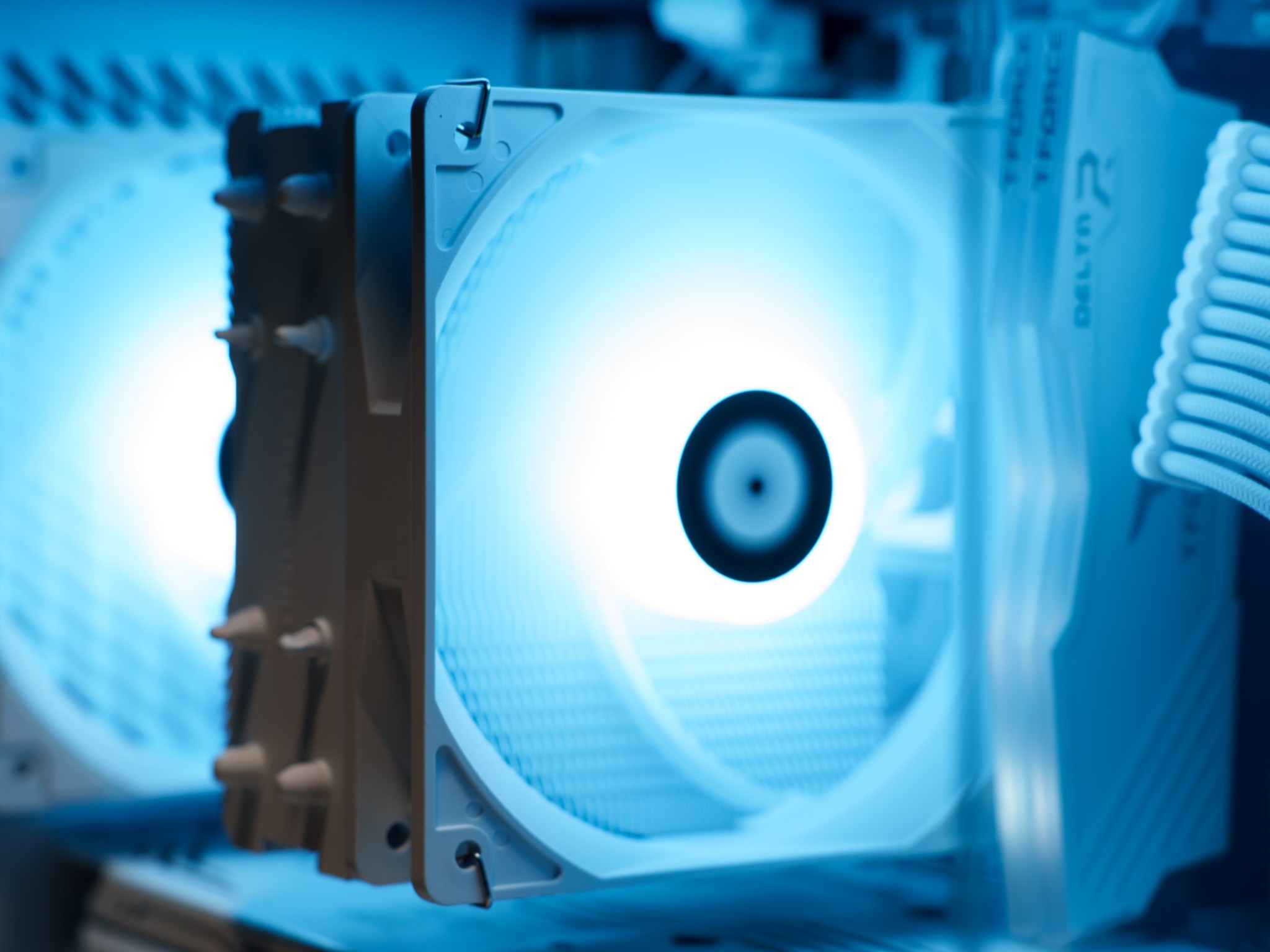 All White Gaming PC | RTX 3060 Ti | Ryzen 5 | 16GB DDR4 | 512GB m.2 drive | 750W PSU