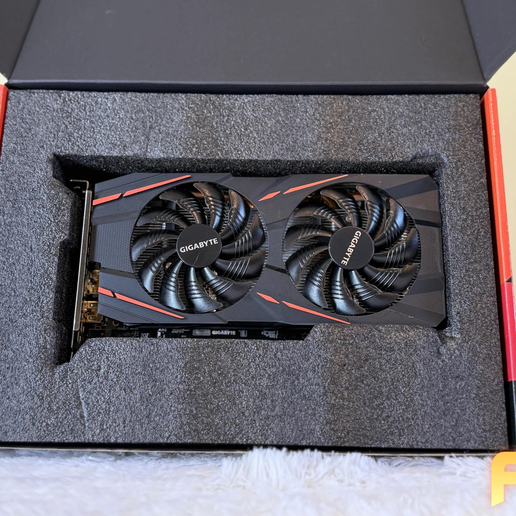 Radeon RX 580 8GB | Gigabyte GAMING Model | 8 GB VRAM | USED | Original Packaging | 1080p Ready