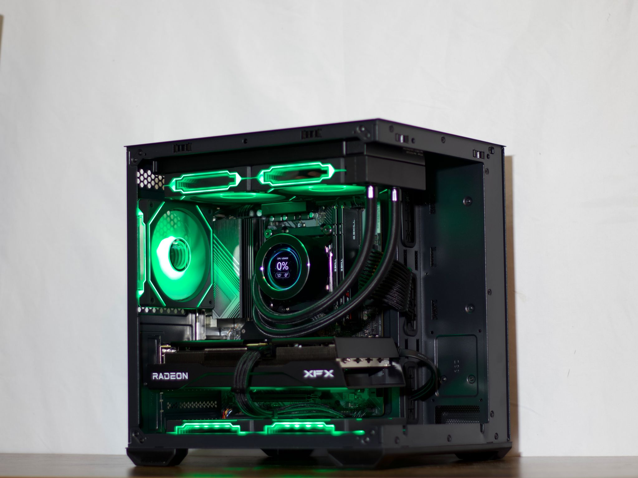 Gaming PC | RYZEN 5 7600 | 9060XT 16GB | 32GB RAM | 1TB NVME SSD