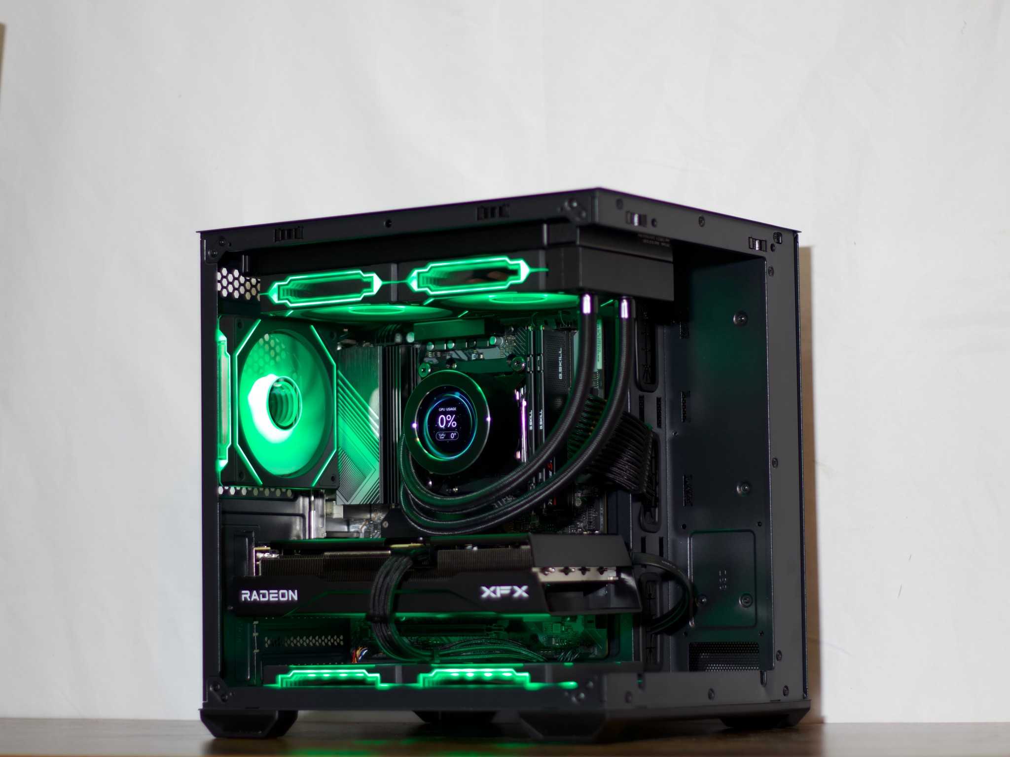 Gaming PC | RYZEN 5 7600 | 9060XT 16GB | 32GB RAM | 1TB NVME SSD