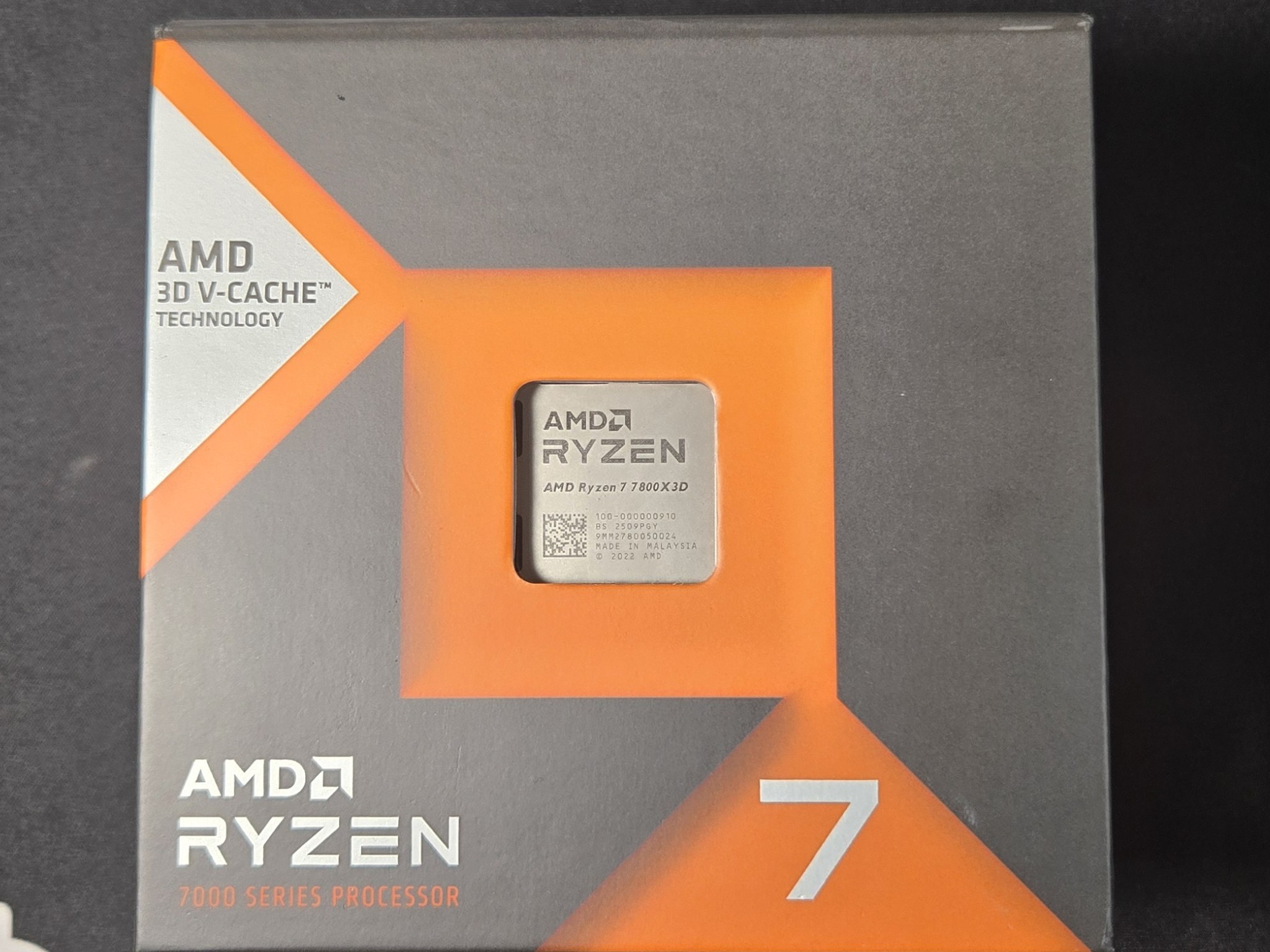 AMD Ryzen 7 7800X3D *Excellent Condition*