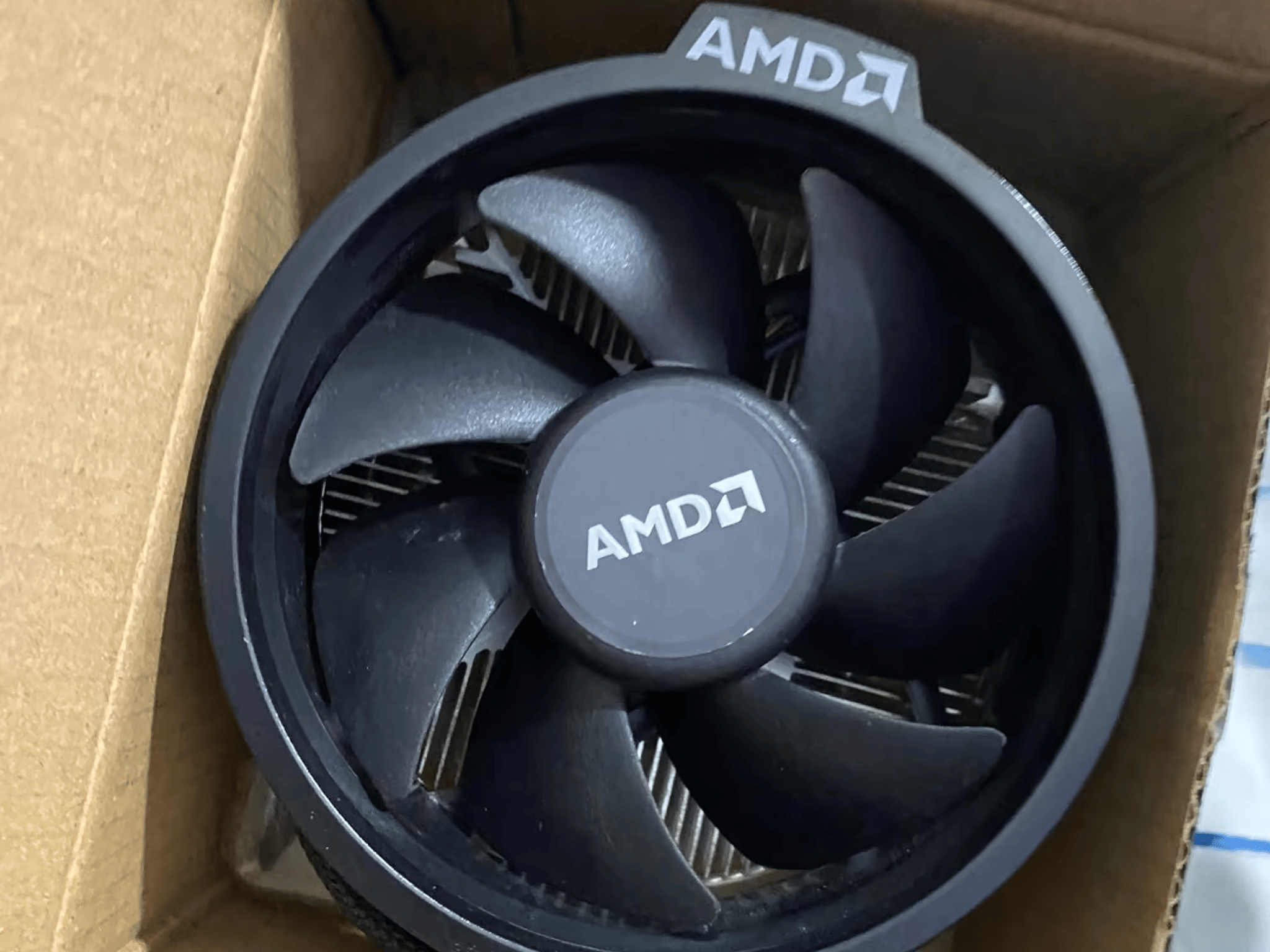 Ryzen 5 2600 (comes with box + cooler) 