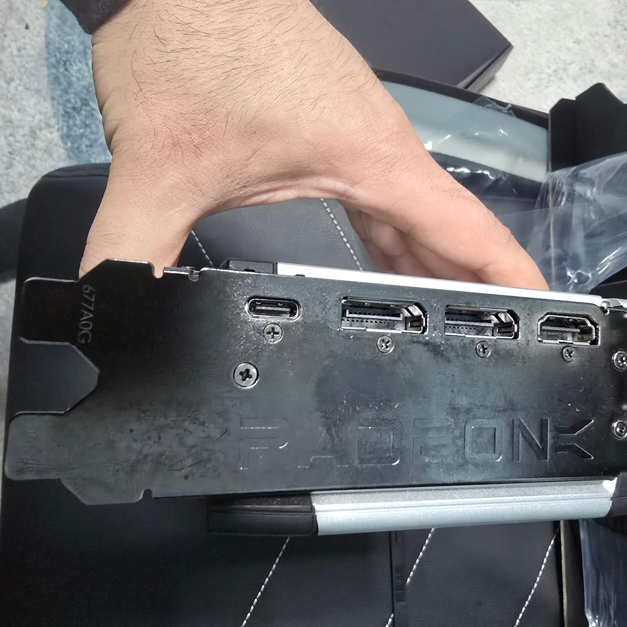 AMD RX 6900xt reference model