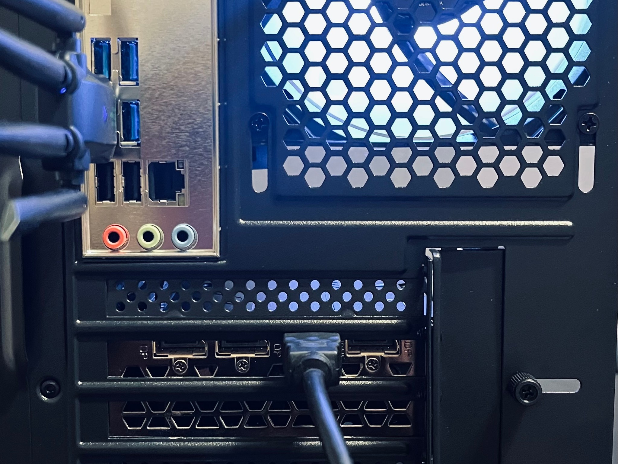 ESports Gaming PC |RTX 2070 Super // Ryzen 5 2600 // 16GB DDR4|