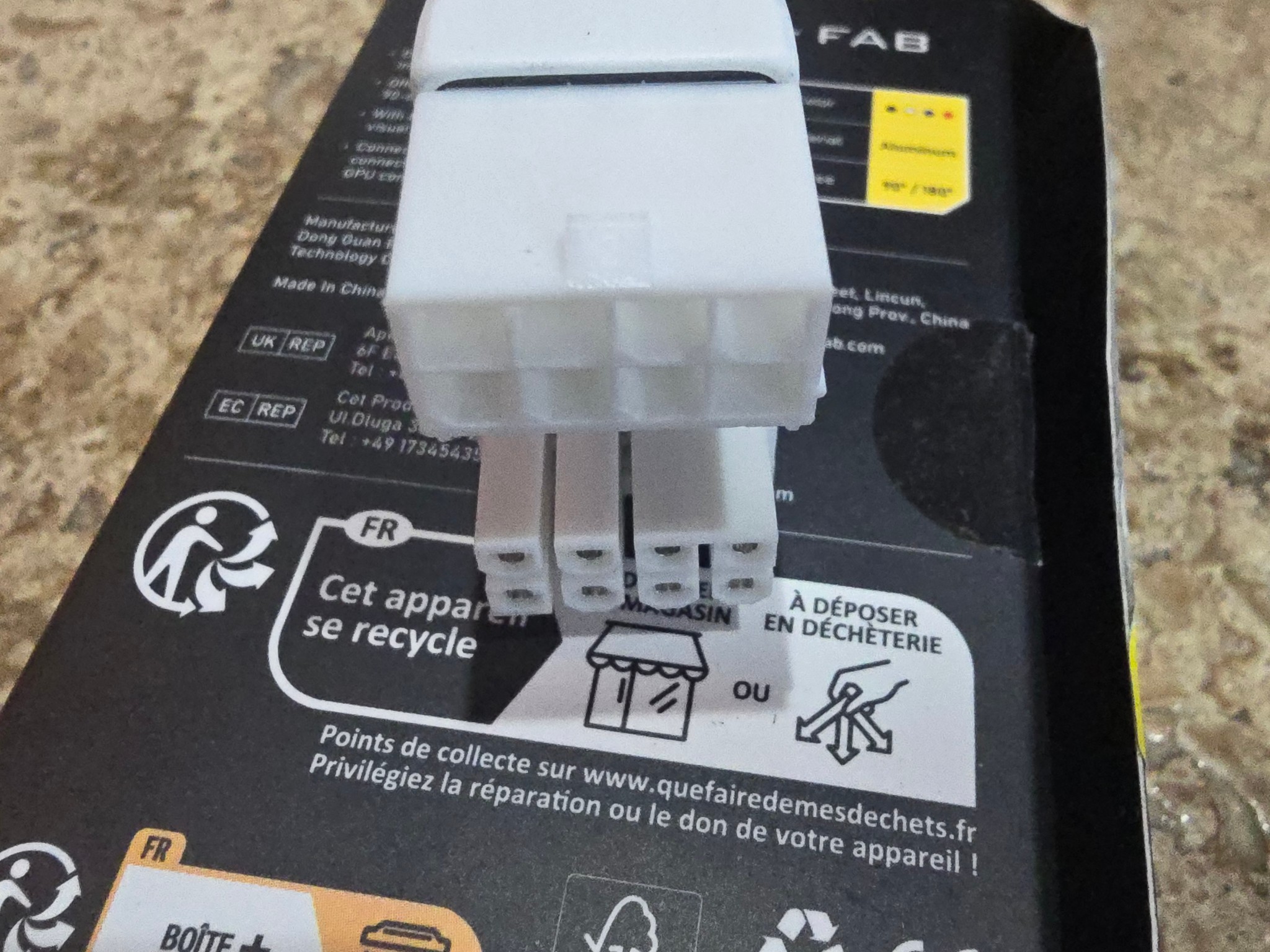 EZDIY-FAB Shield Series 8-Pin PCIe GPU Power Adapter, 180-Degree U-Turn White RVS 2 pack