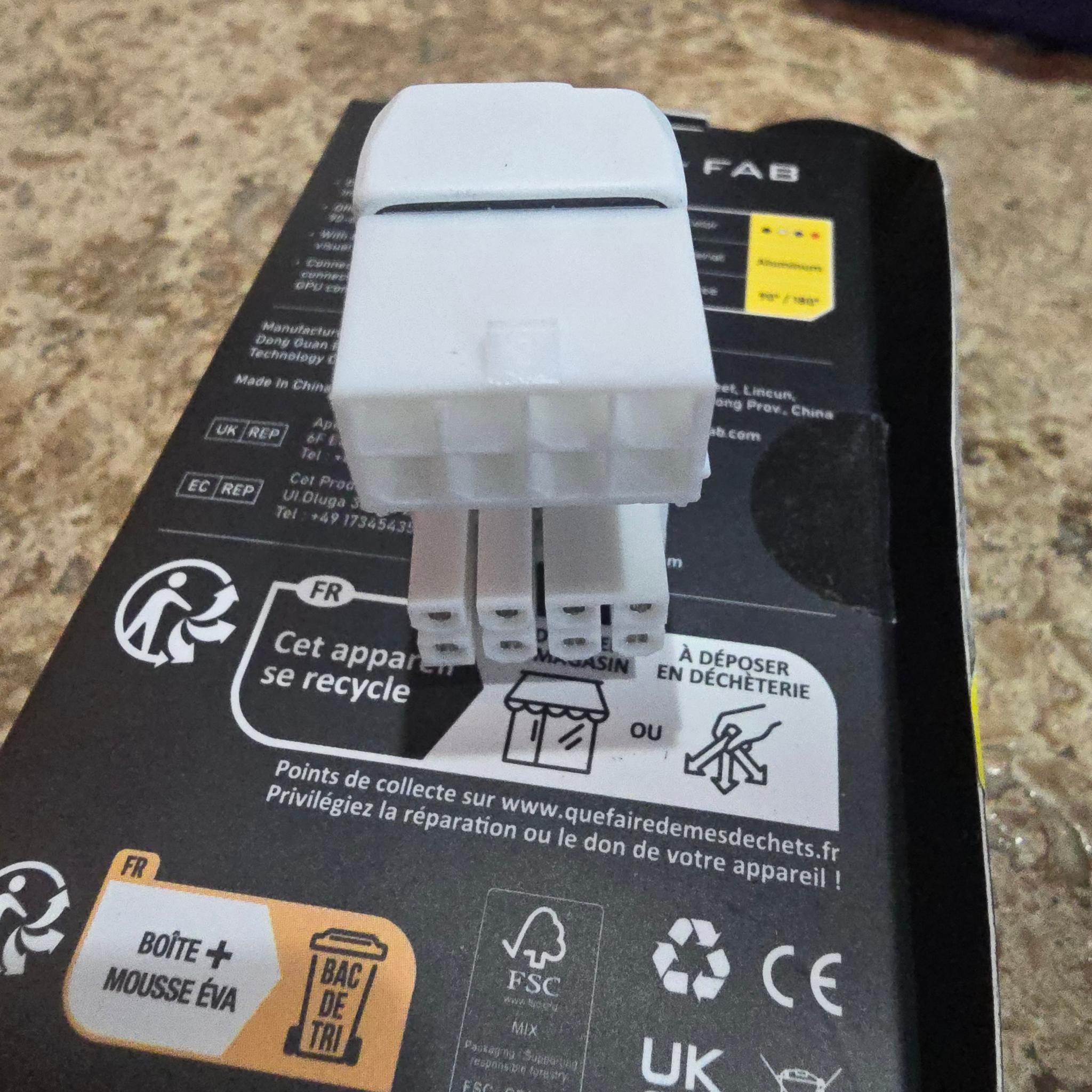 EZDIY-FAB Shield Series 8-Pin PCIe GPU Power Adapter, 180-Degree U-Turn White RVS 2 pack