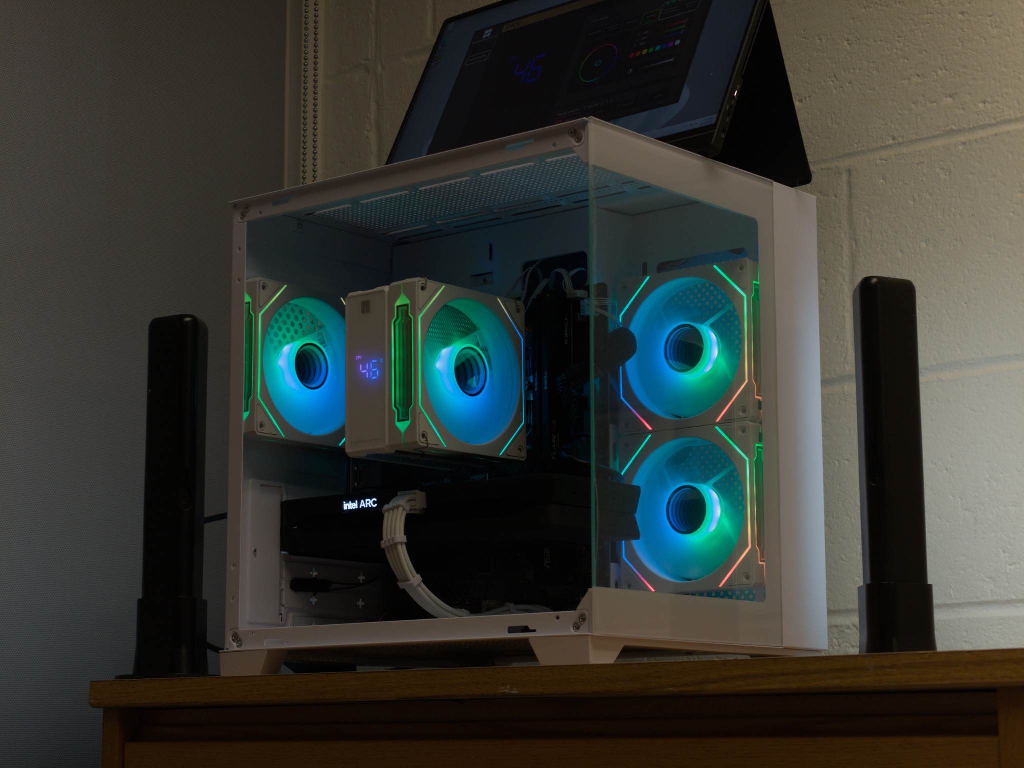 Arc B580 12GB, Ryzen 8400F, 32GB DDR5, 1TB NVMe | Custom 1080P/1440P Gaming PC