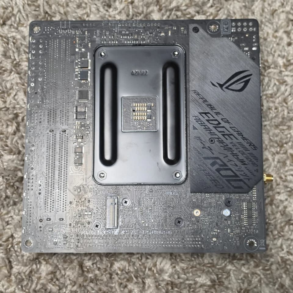 ASUS ROG Strix X570-I Gaming - Image 5