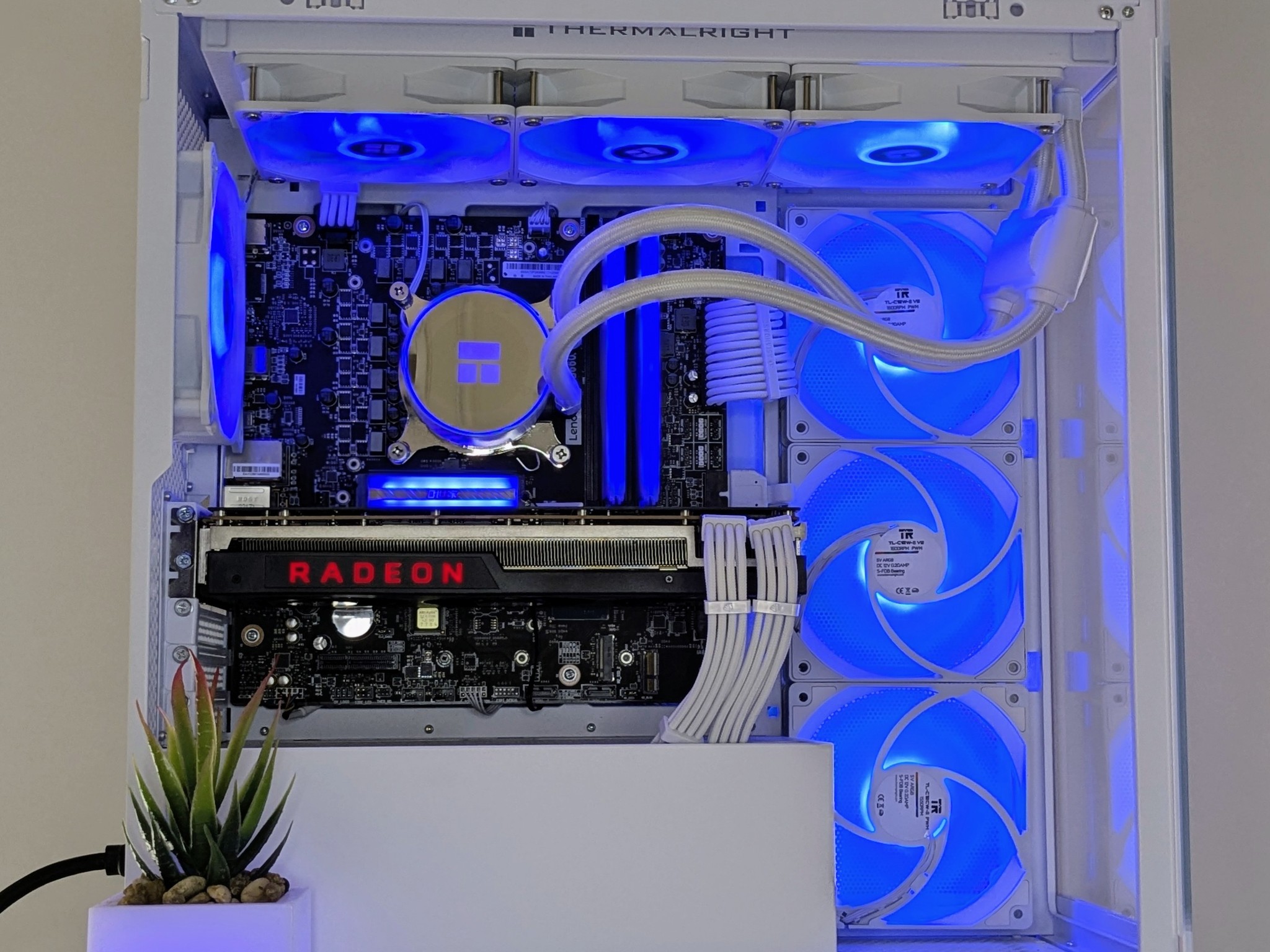 🔥1440P-4K Beast🤍RX 6900XT🤍I5-12600KF🤍32GB DDR5🤍2TB NVMe SSD🤍Windows 11 Pro