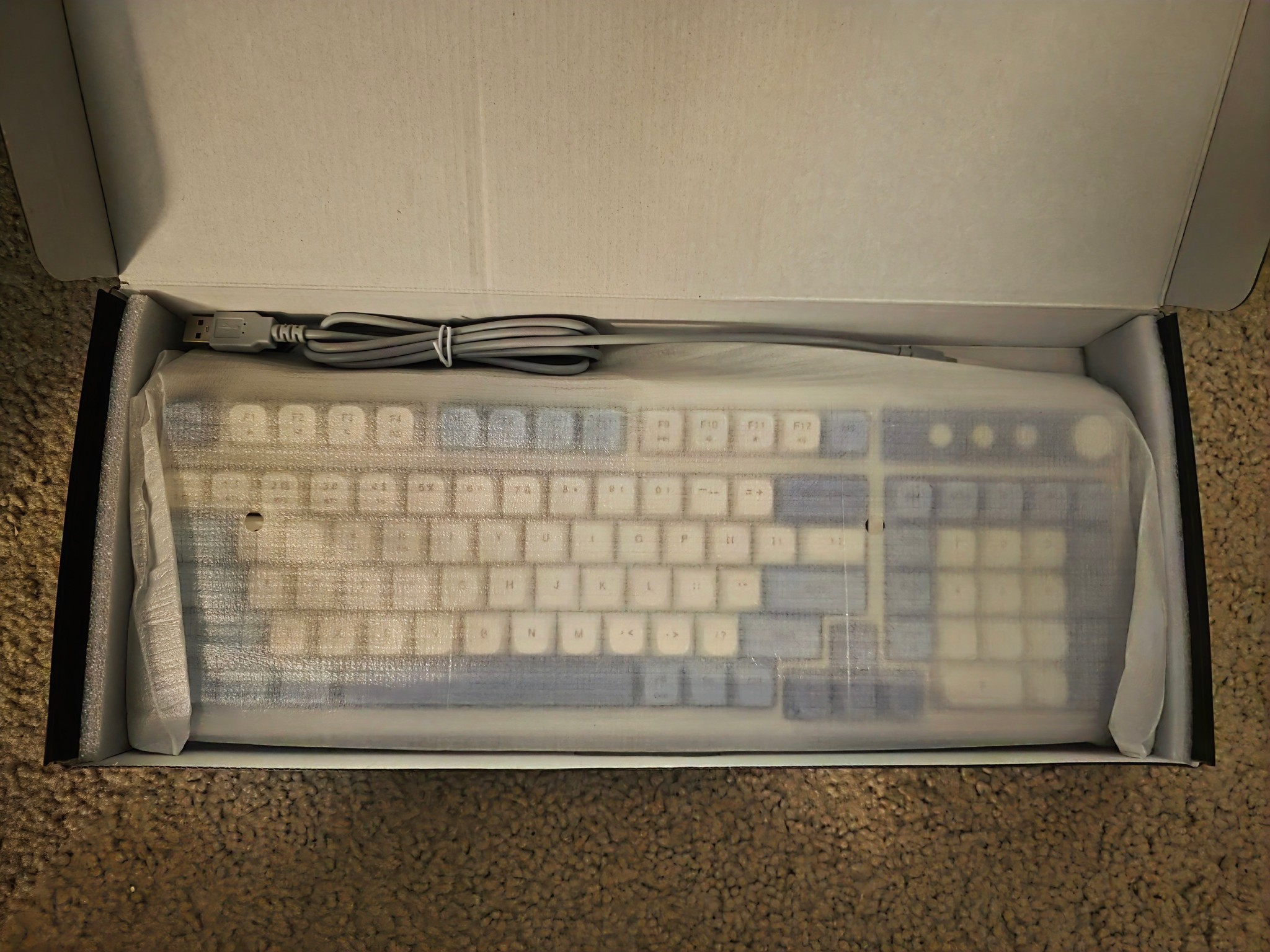 Aula S99 Wireless Full Size RGB Backlit Keyboard Purple Brand New