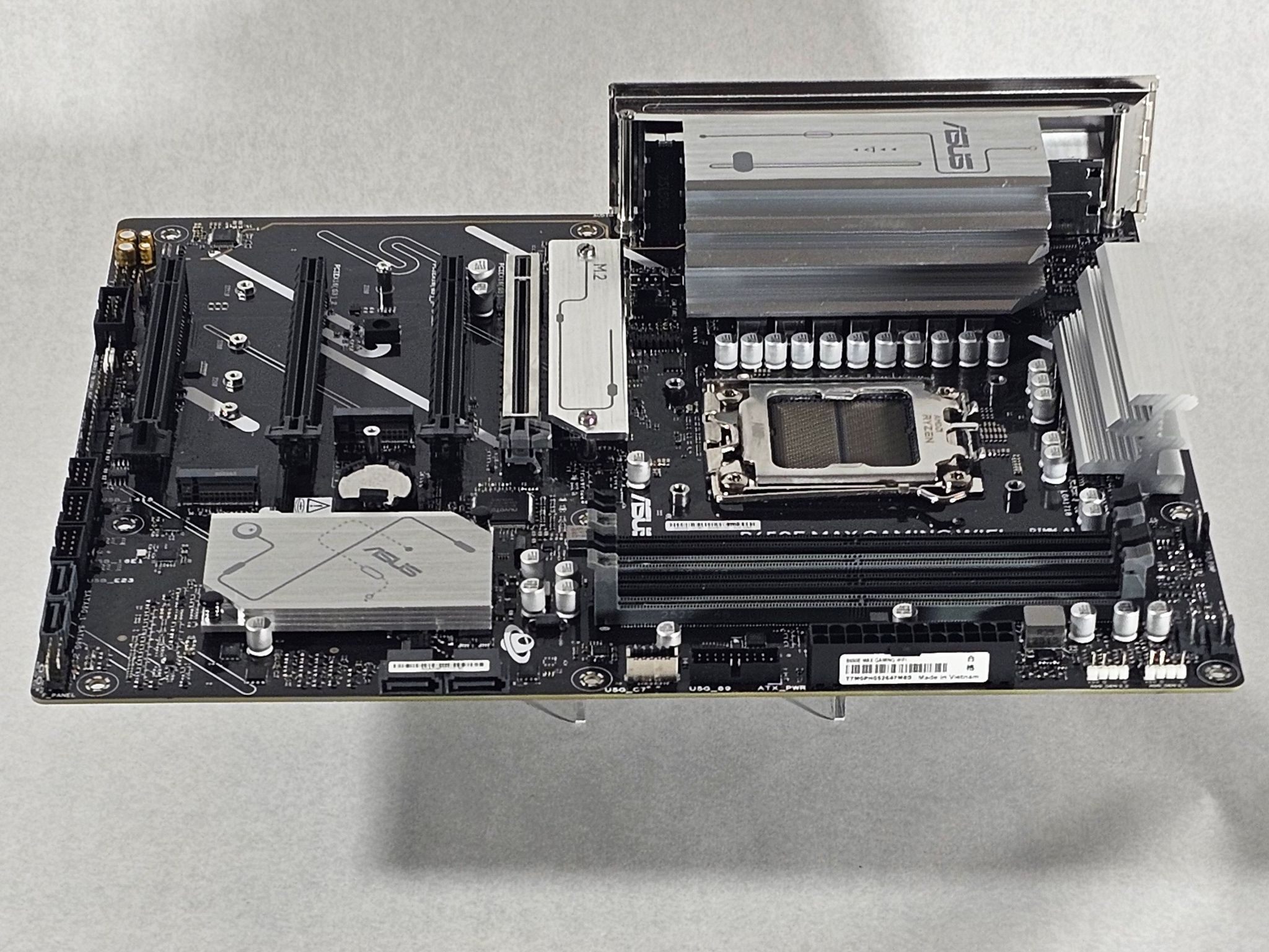 ASUS B650E MAX Gaming WIFI AM5 DDR5 ATX Motherboard
