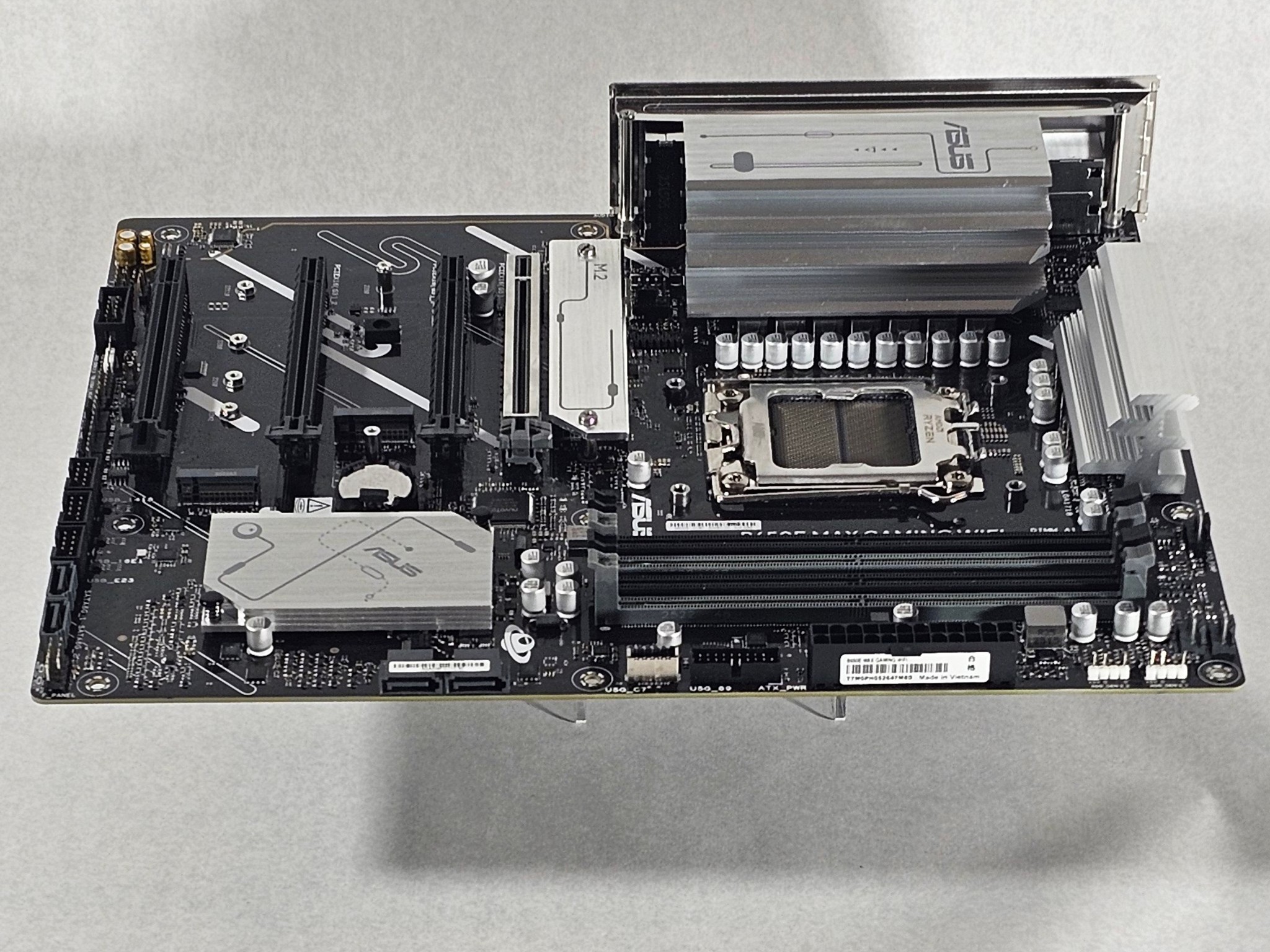 ASUS B650E MAX Gaming WIFI AM5 DDR5 ATX Motherboard