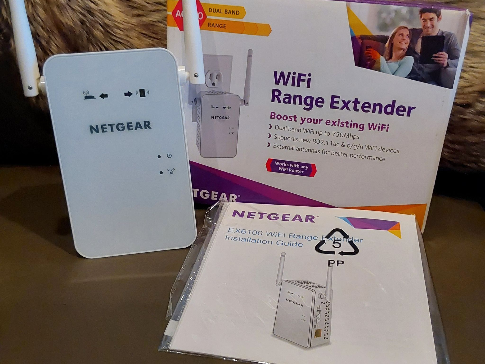 NETGEAR AC750 (EX6100) Wi-Fi Range Extender