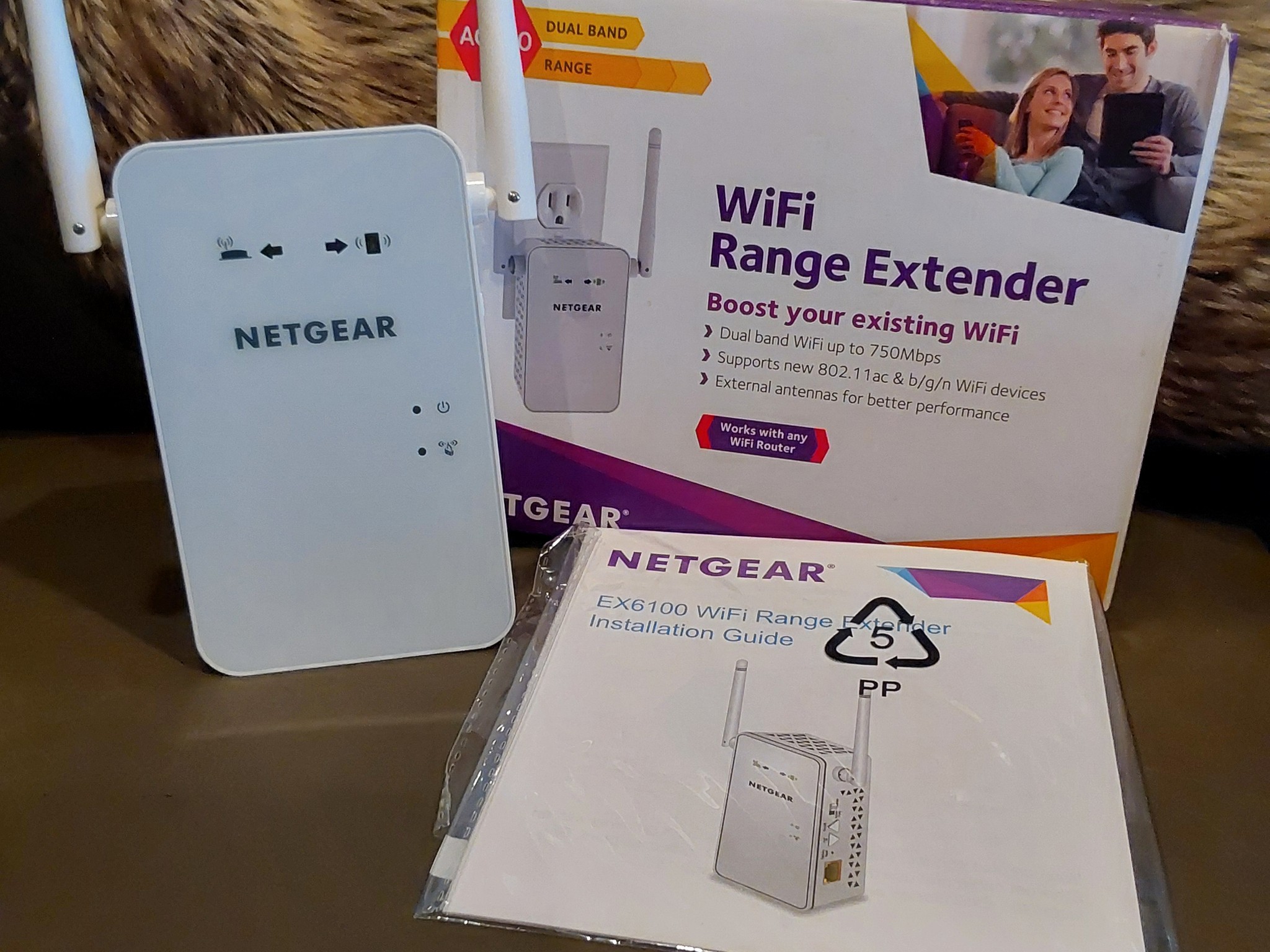 NETGEAR AC750 (EX6100) Wi-Fi Range Extender
