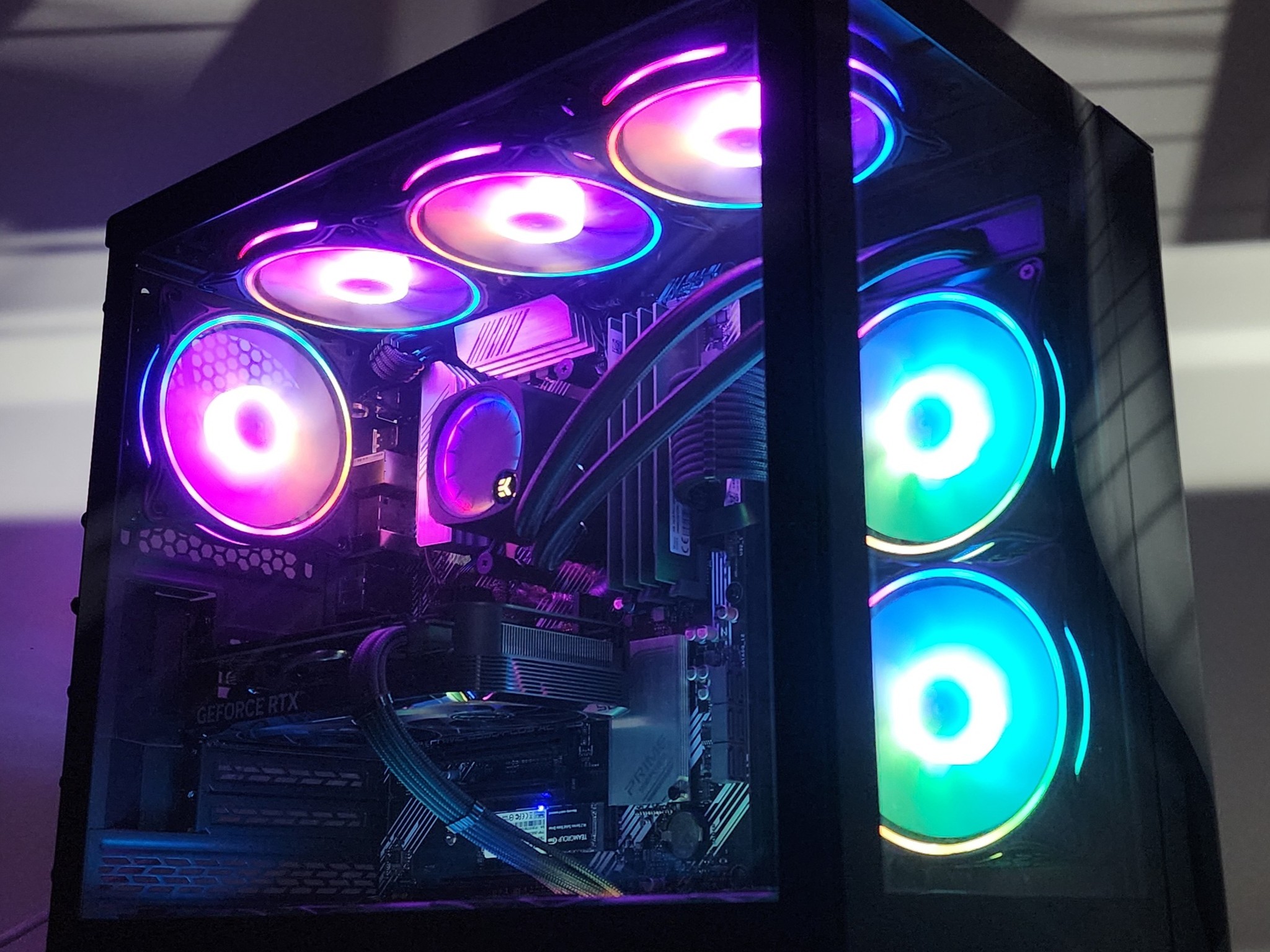 Gaming PC Ryzen 7 5700X 16GB RAM 1TB SSD RTX 4060 8GB Windows 11 Computer