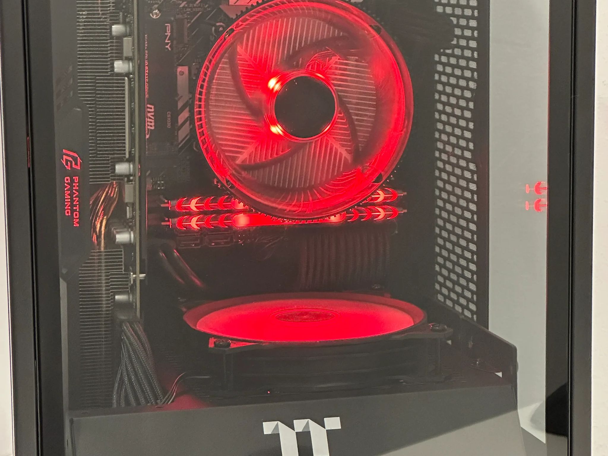 🔴🤖⚔️Red Empire🔴🤖⚔️-Gaming PC-Intel i5 12400 6Cores-AMD RX 5700 XT 8GB-16GB DDR4 -1TB NVME