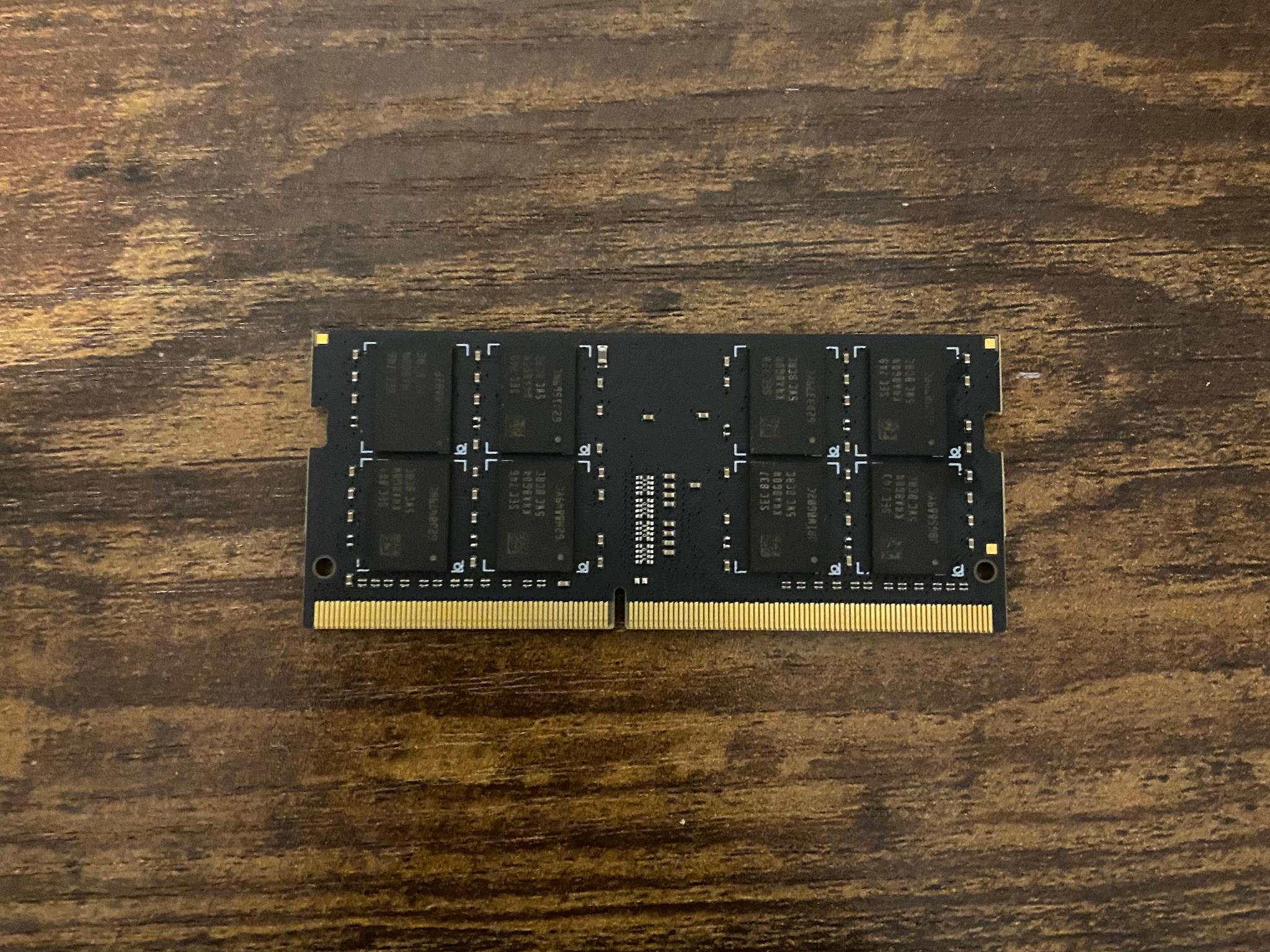 16 Gb DDR4 3200 mhz SO-DIMM RAM