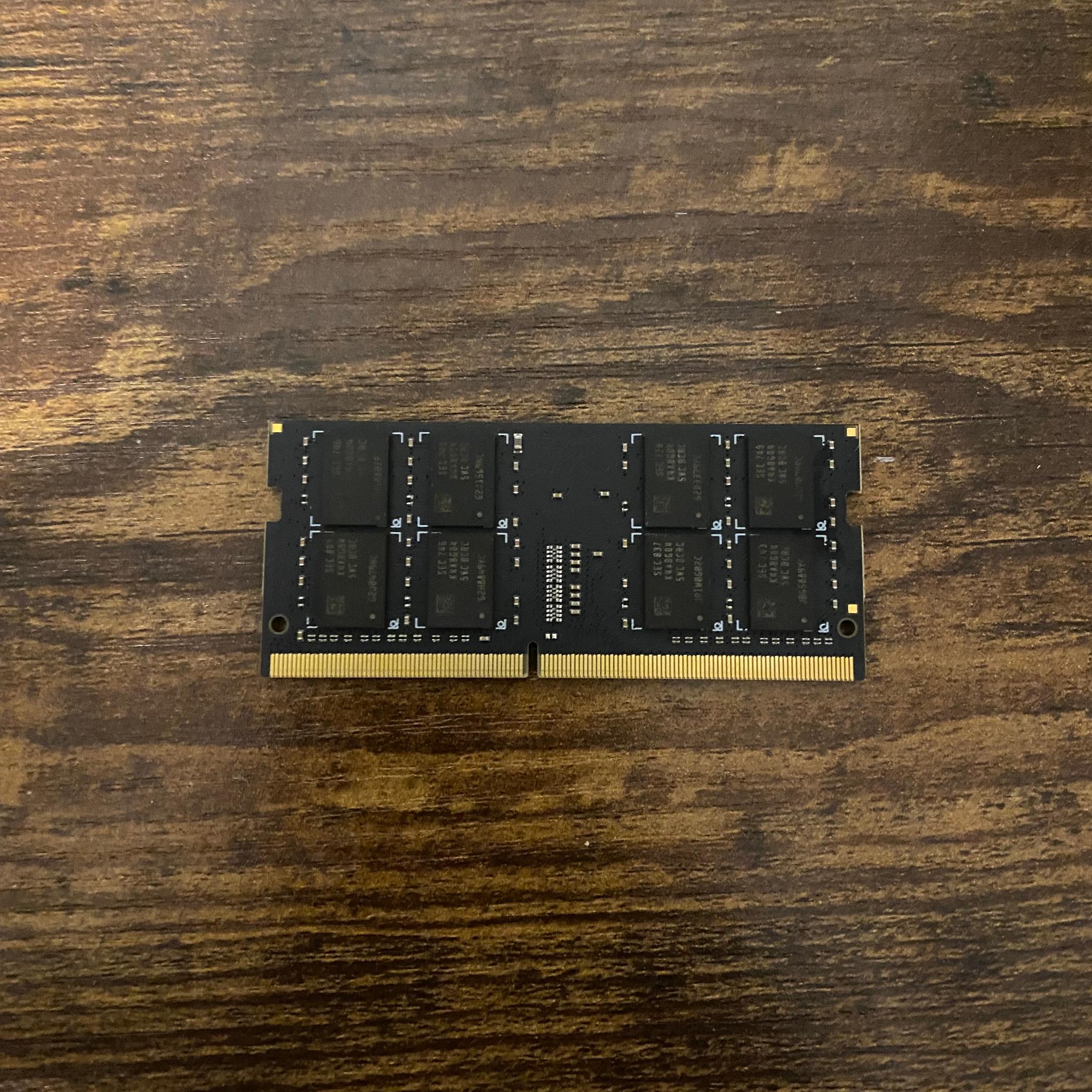 16 Gb DDR4 3200 mhz SO-DIMM RAM