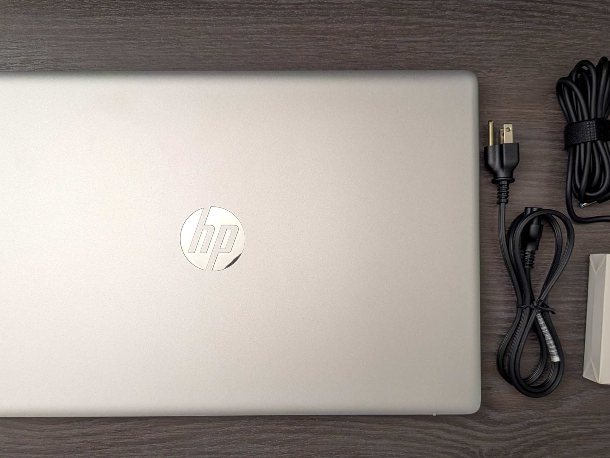 HP 17.3" Laptop 17-cp2025dx – Ryzen 5, 8GB RAM, 512GB SSD, Windows 11