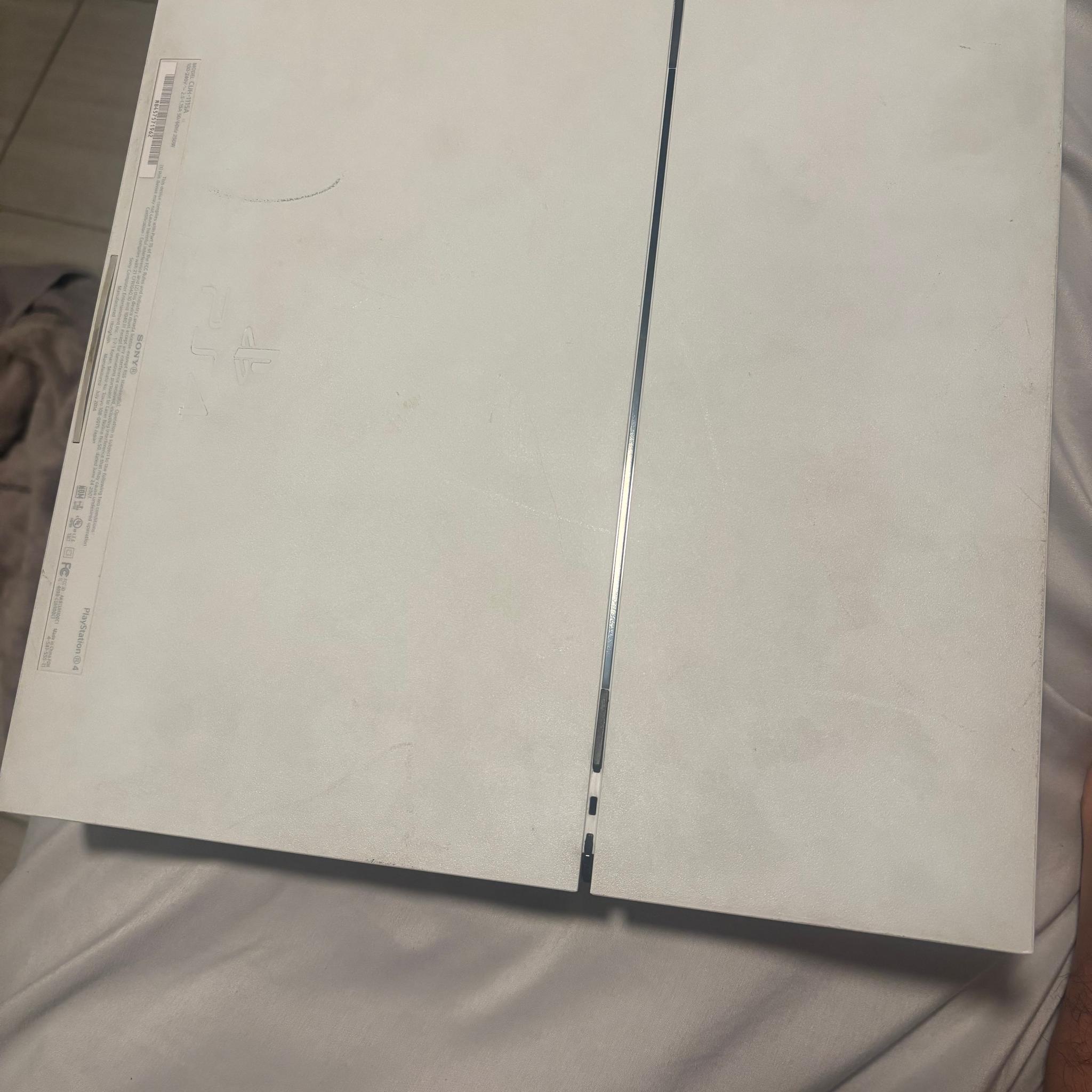 PS4 white 500gb