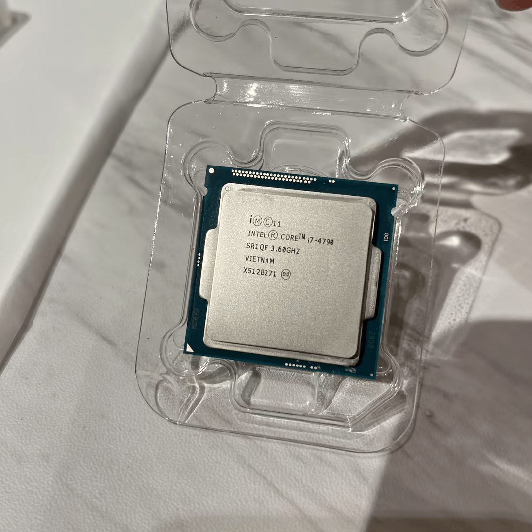 Intel i7-4790 4GHz Quad-Core CPU