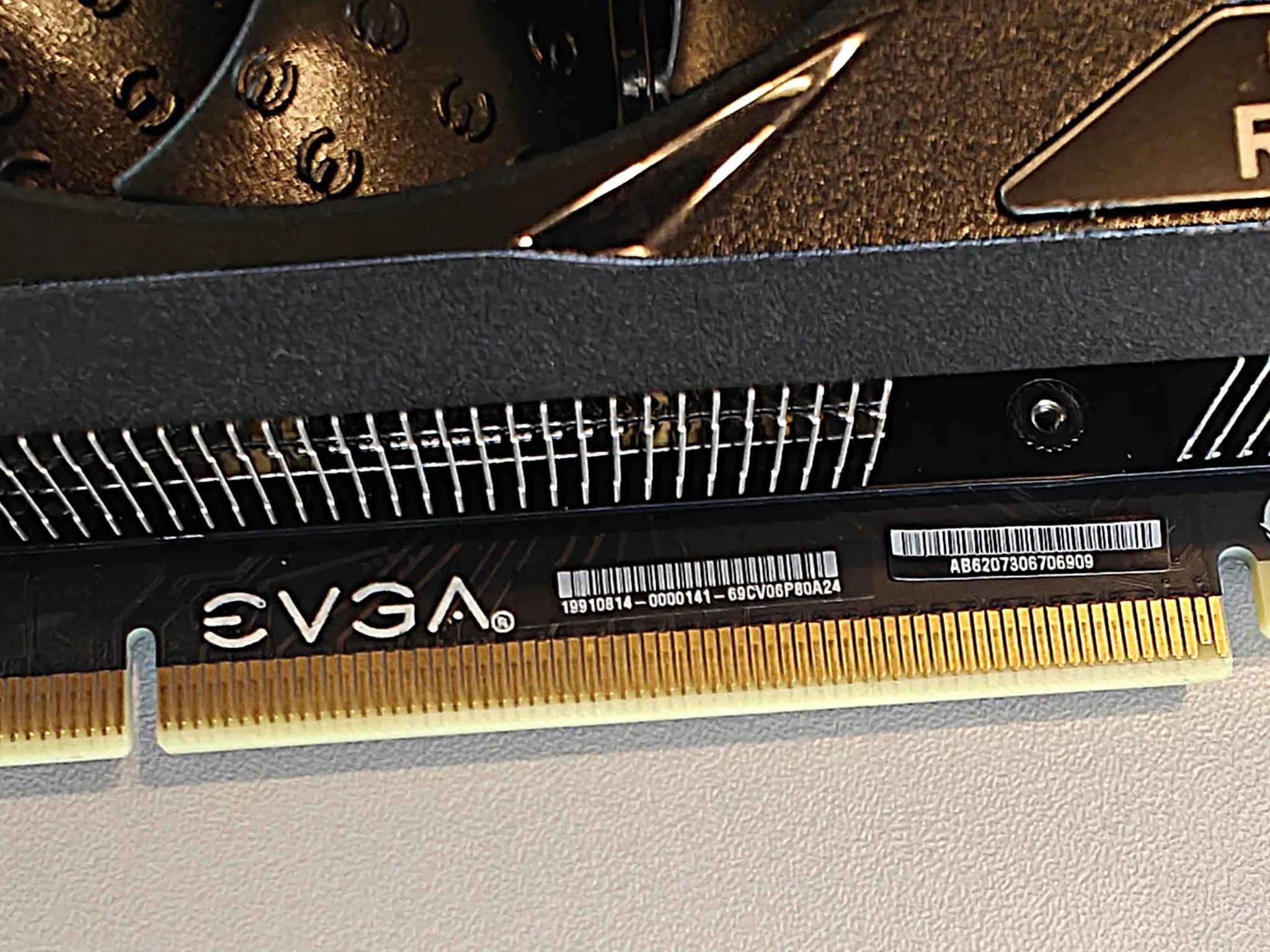 EVGA GeForce RTX 2060 SUPER SC ULTRA GAMING, 08G-P4-3067-KR, 8GB GDDR6, Dual HDB Fans