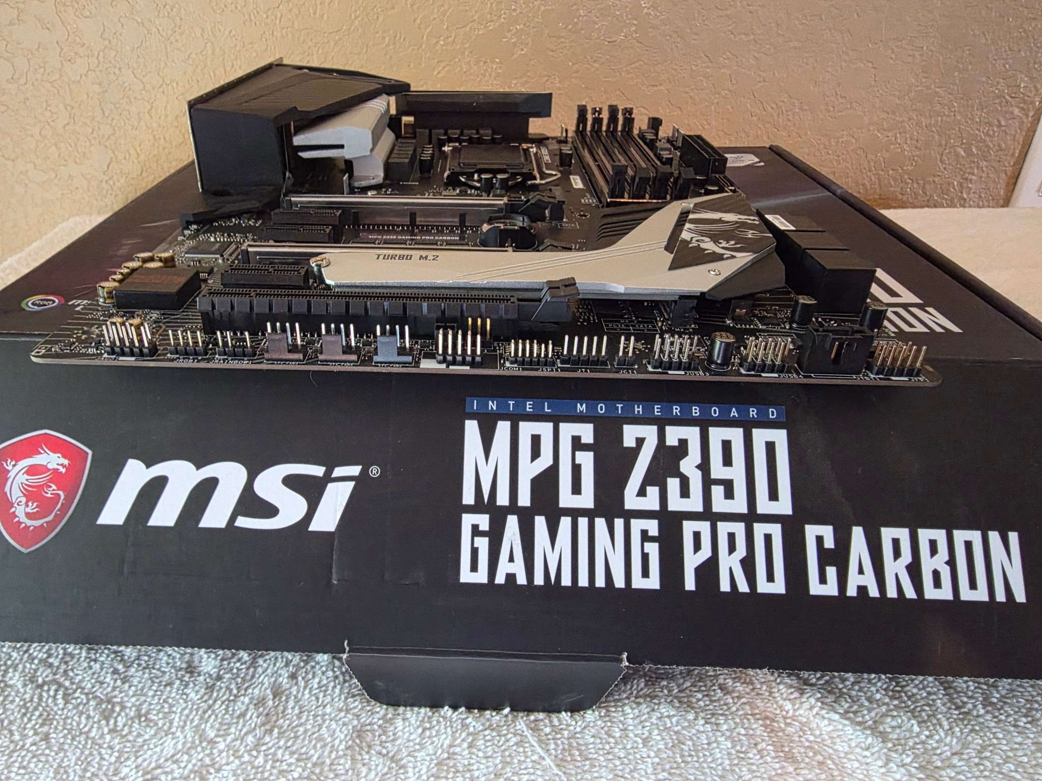 MPG Z390 GAMING PRO CARBON