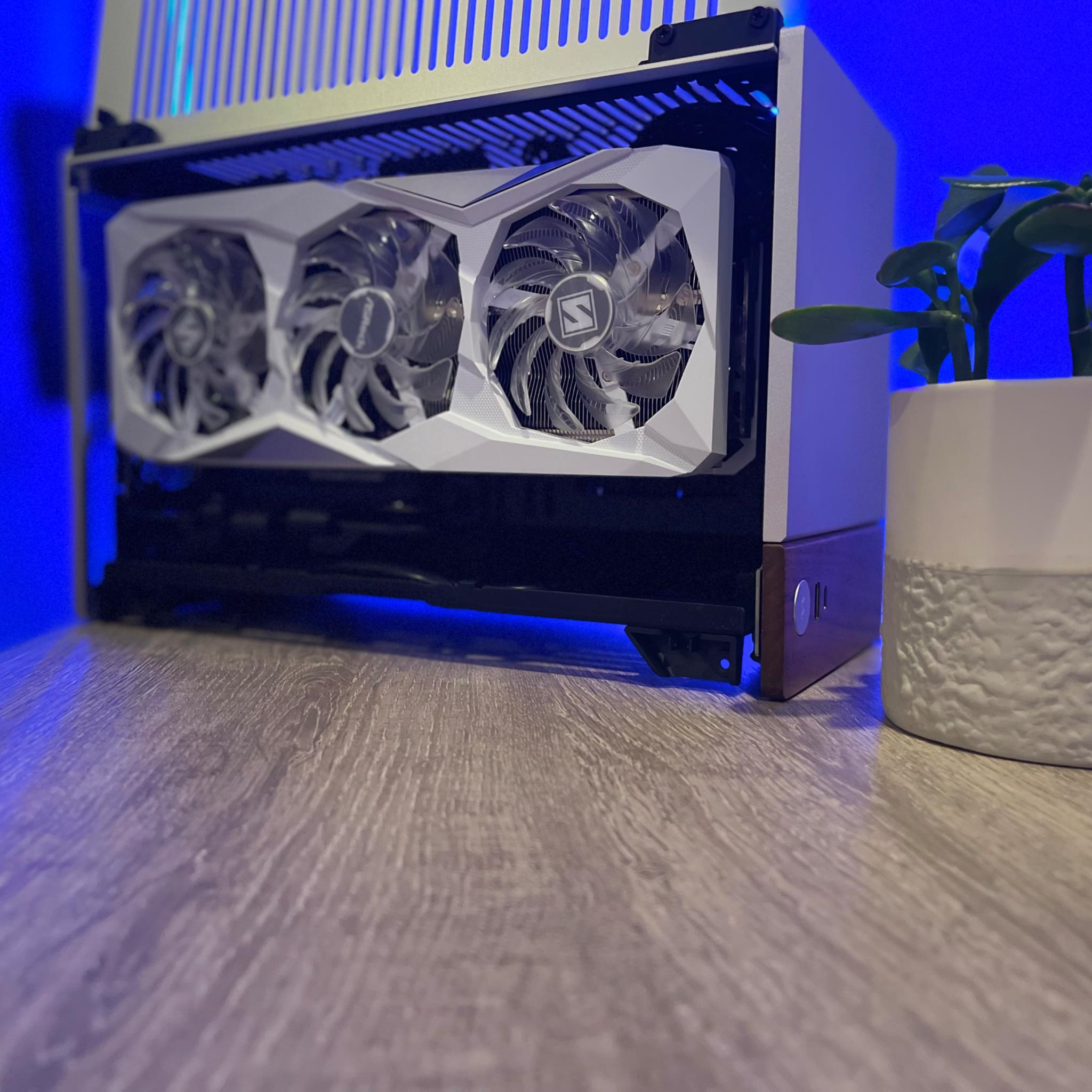 “Walnut Ice” Minimalist High End Pc! 7900 GRE + 7600x