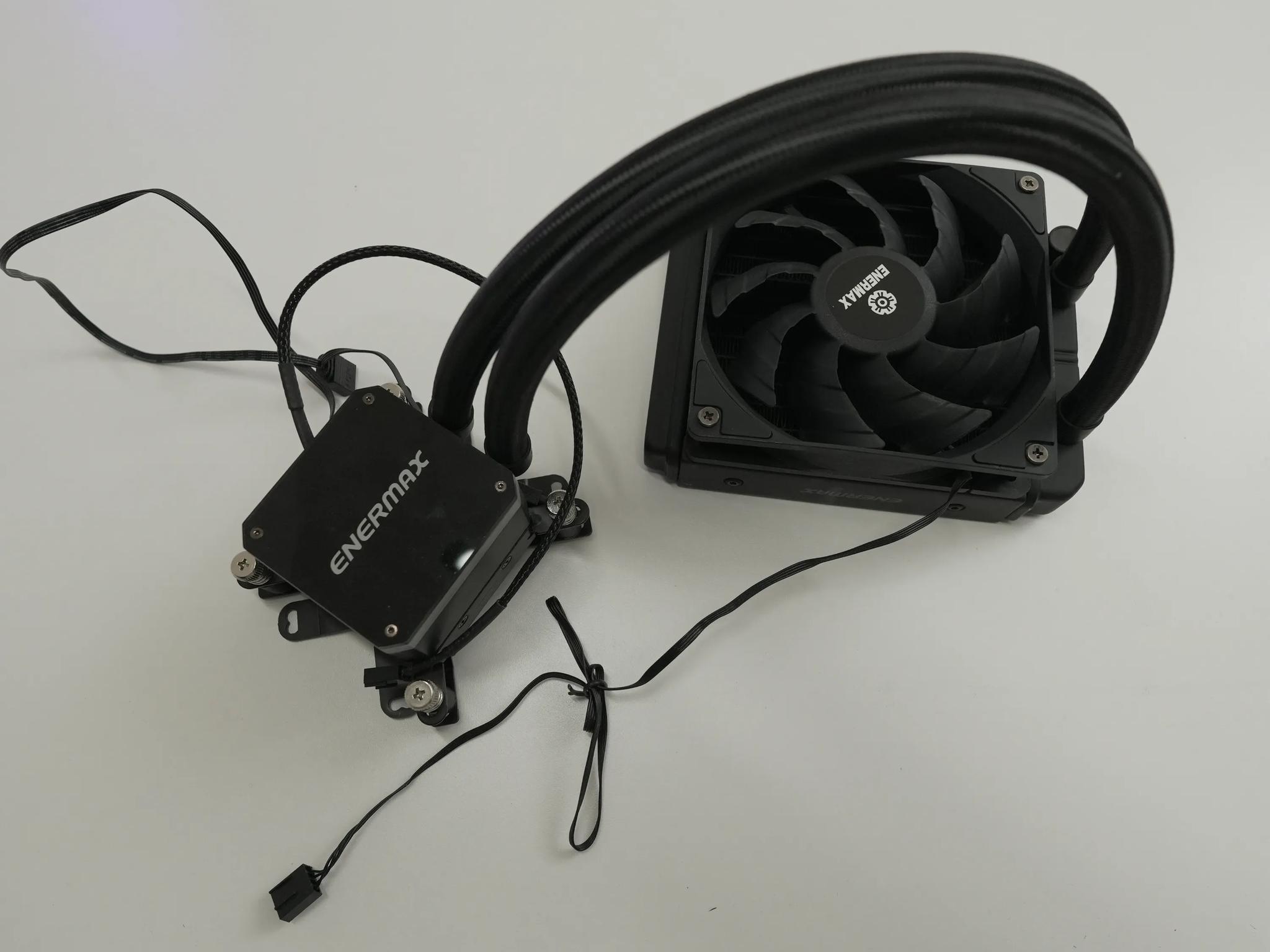 Lot of 3x AIO Liquid Coolers | INTEL CPU's