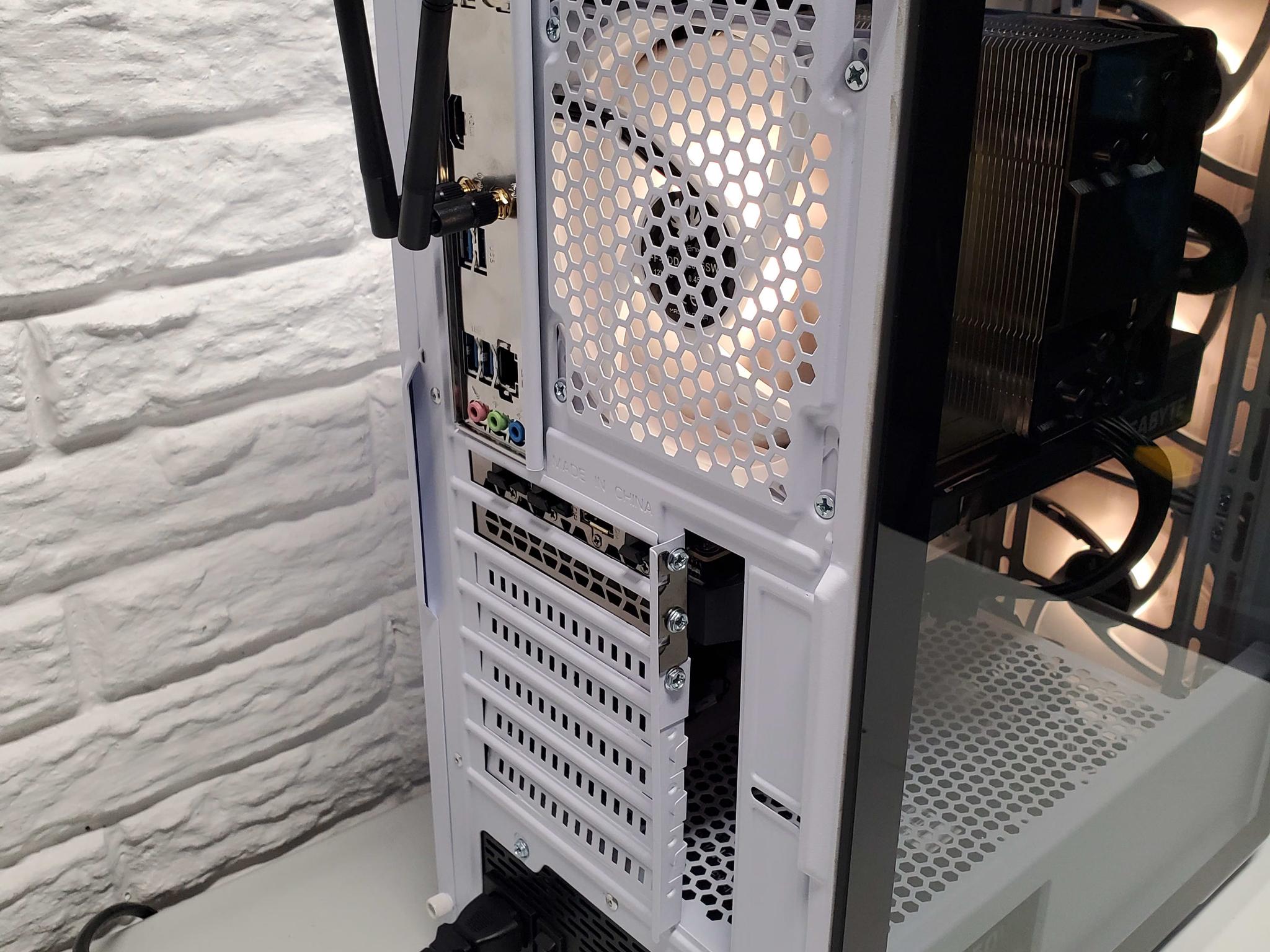 BF SALE! GAMING/STREAMING PC!| 5600X | RX 6650XT | 16GB RAM | 1TB NVMe SSD | RGB 